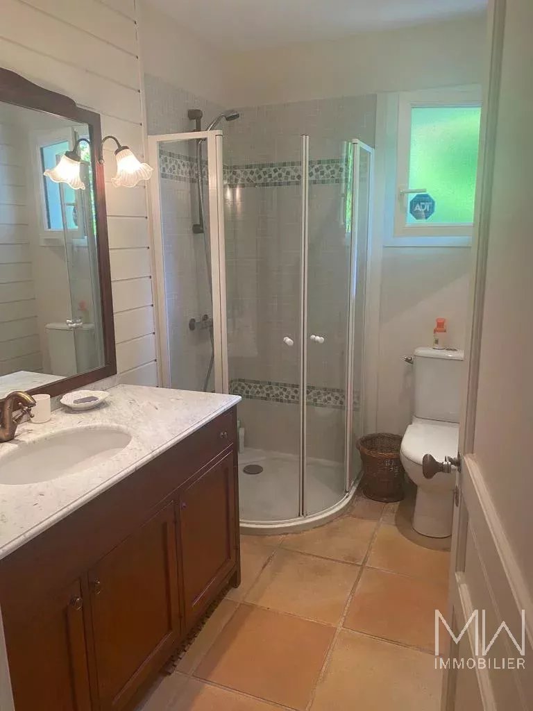 LOCATION DE VACANCES AVEC PISCINE – LE CANON – 9 COUCHAGES