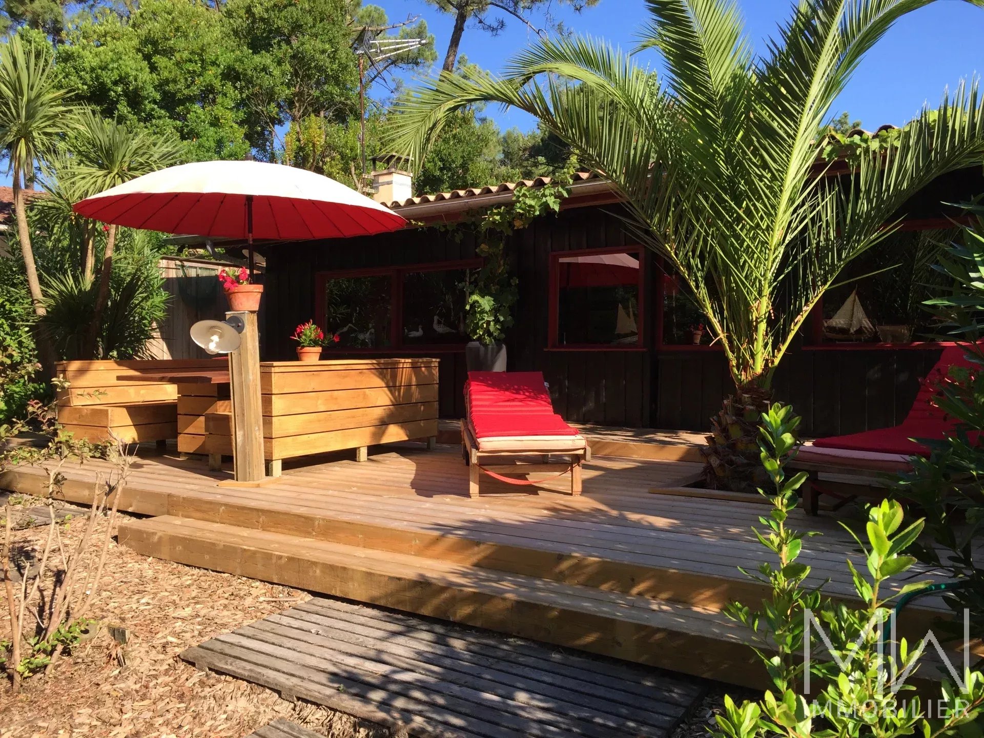 HOLIDAY RENTAL IN THE 44 HECTARES – SLEEPS 8