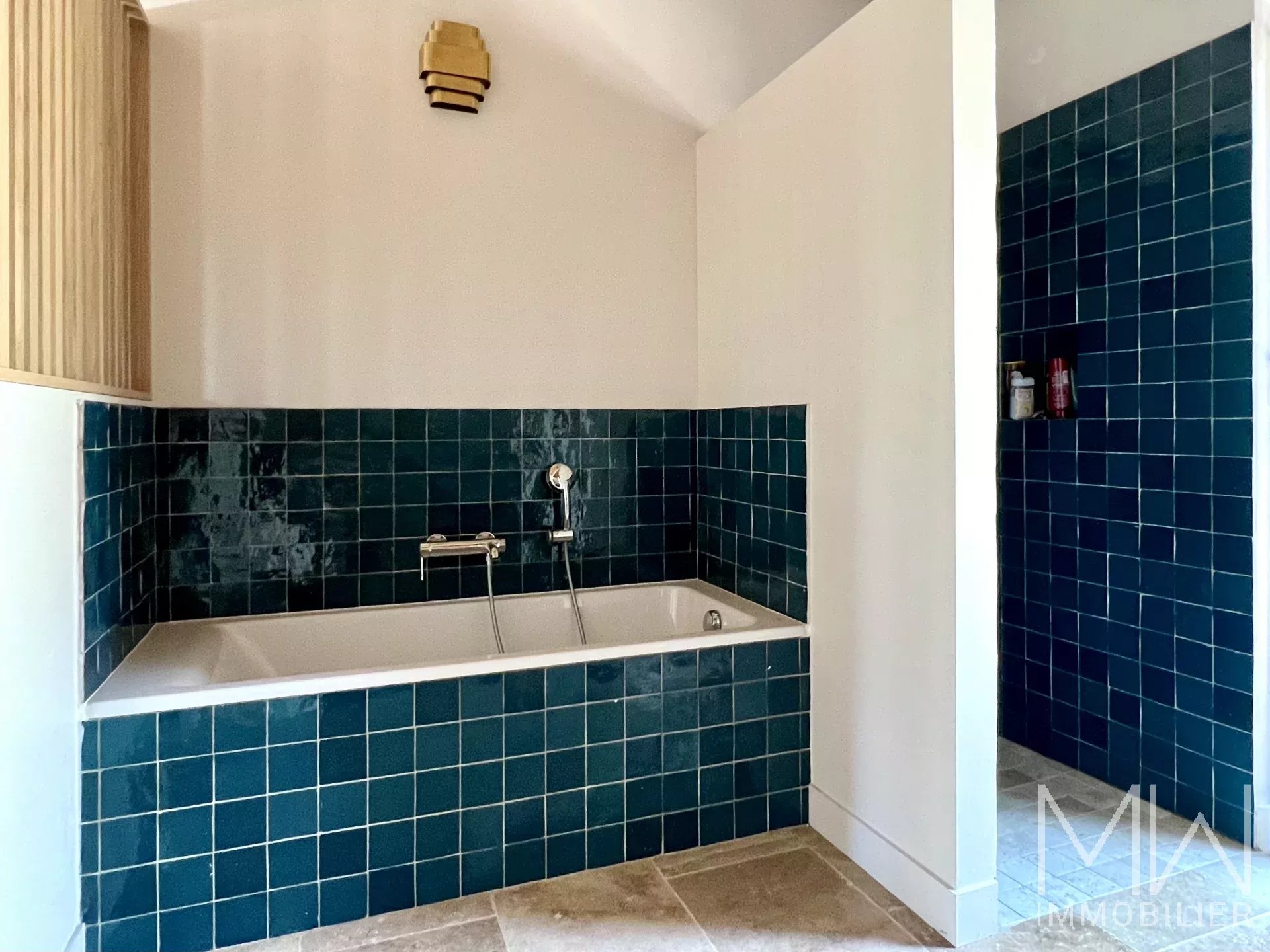 BEAUTIFUL WOODEN VILLA IN THE HEART OF CAP FERRET – SLEEPS 14