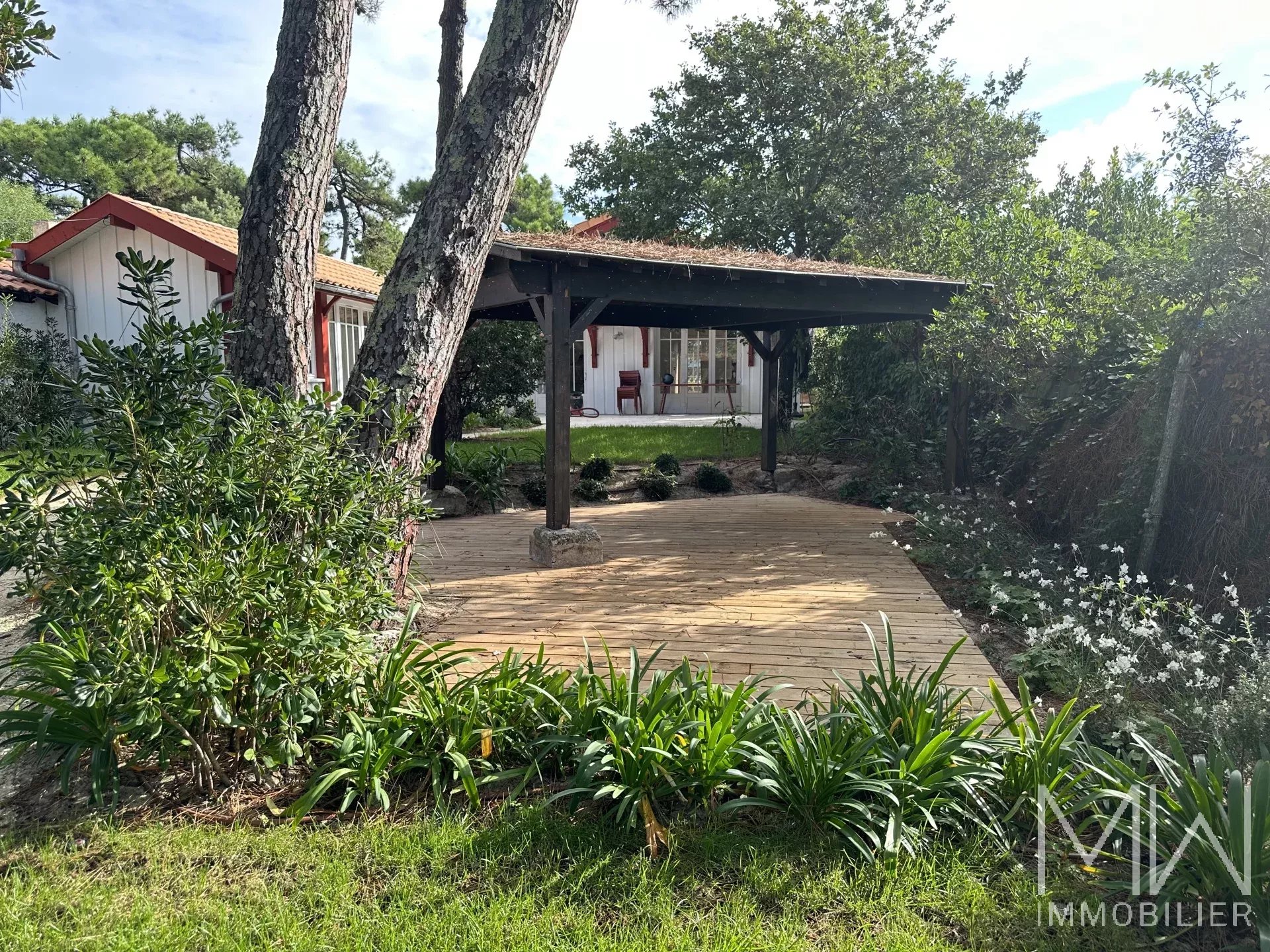 PRETTY VILLA IN THE HEART OF CAP FERRET – SLEEPS 6