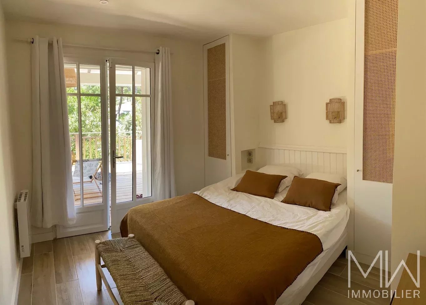 CHARMING VILLA AT THE TIP OF CAP FERRET- SLEEPS 10