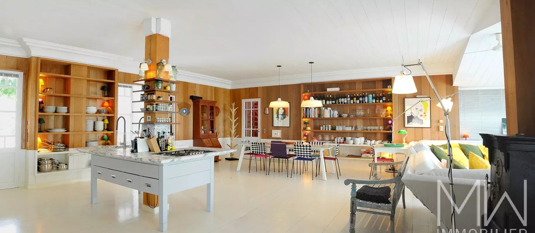 WATERFRONT VILLA – VILLAGE DES JACQUETS – SLEEPS 16