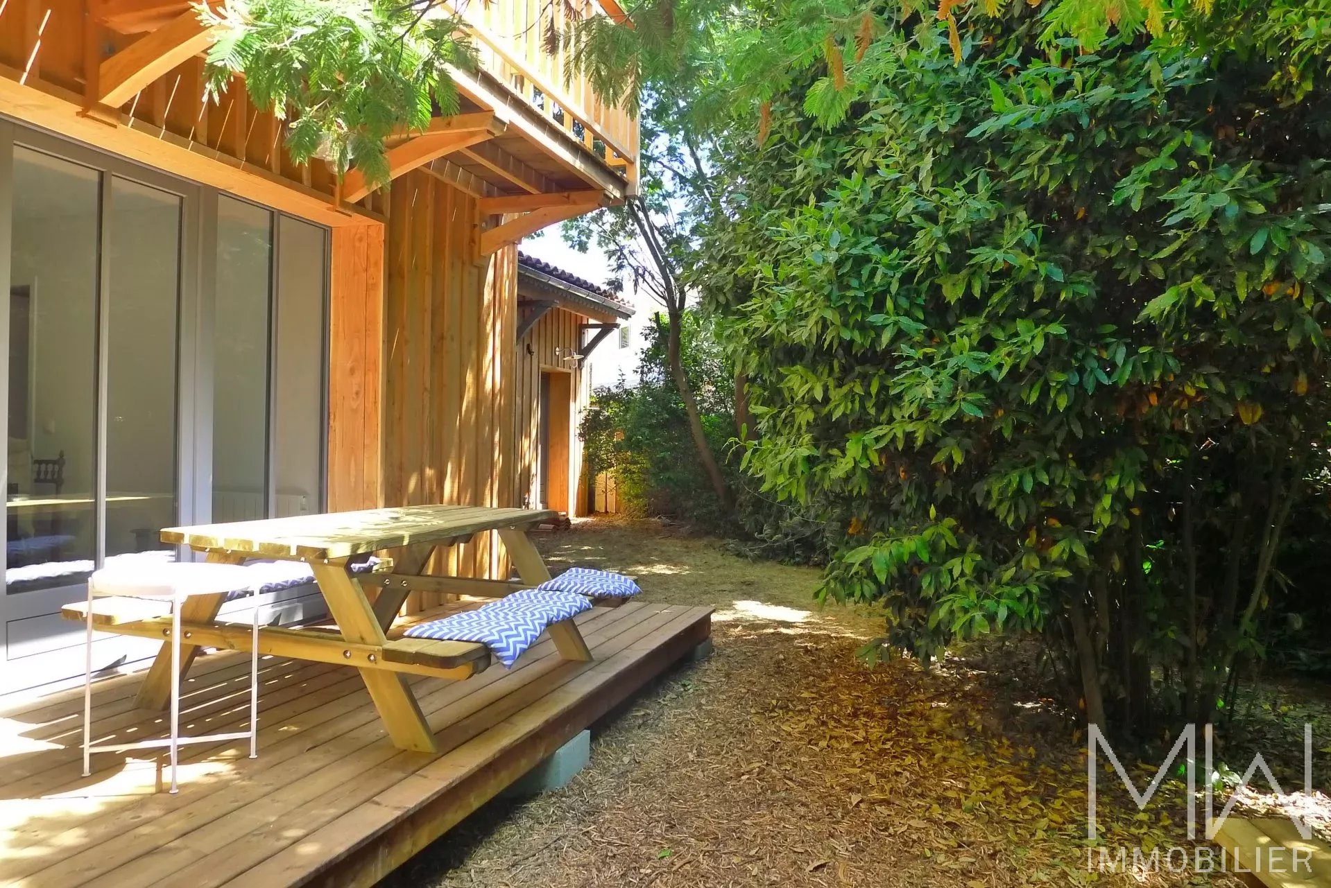 HOLIDAY RENTAL – CAP FERRET CENTER – SLEEPS 10