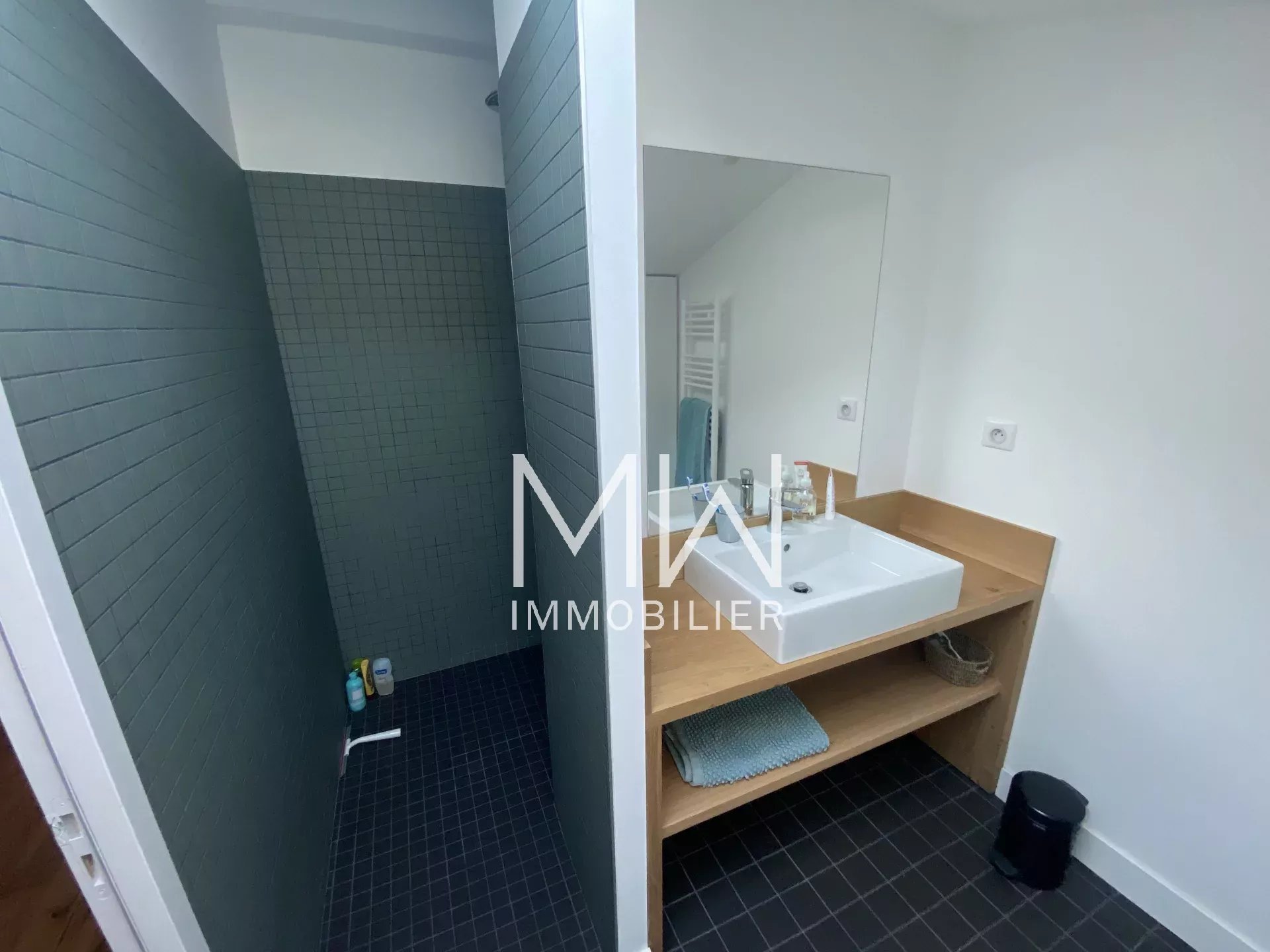 WOODEN VILLA – CLAOUEY – SLEEPS 10