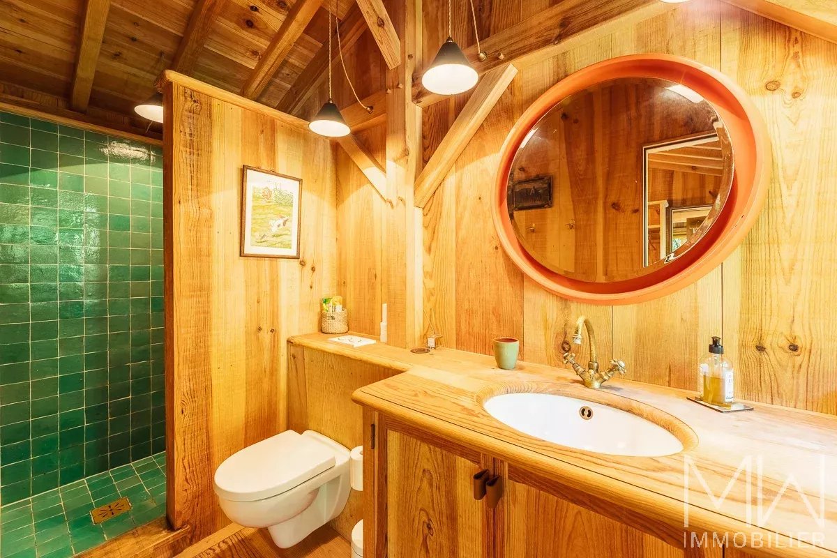 SEASONAL RENTAL CAP FERRET CENTER – SLEEPS 8