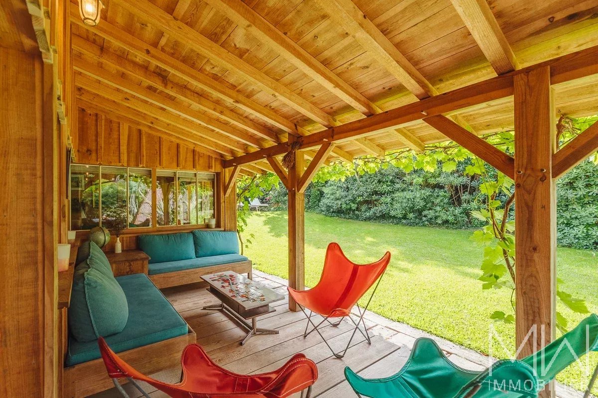 SEASONAL RENTAL CAP FERRET CENTER – SLEEPS 8