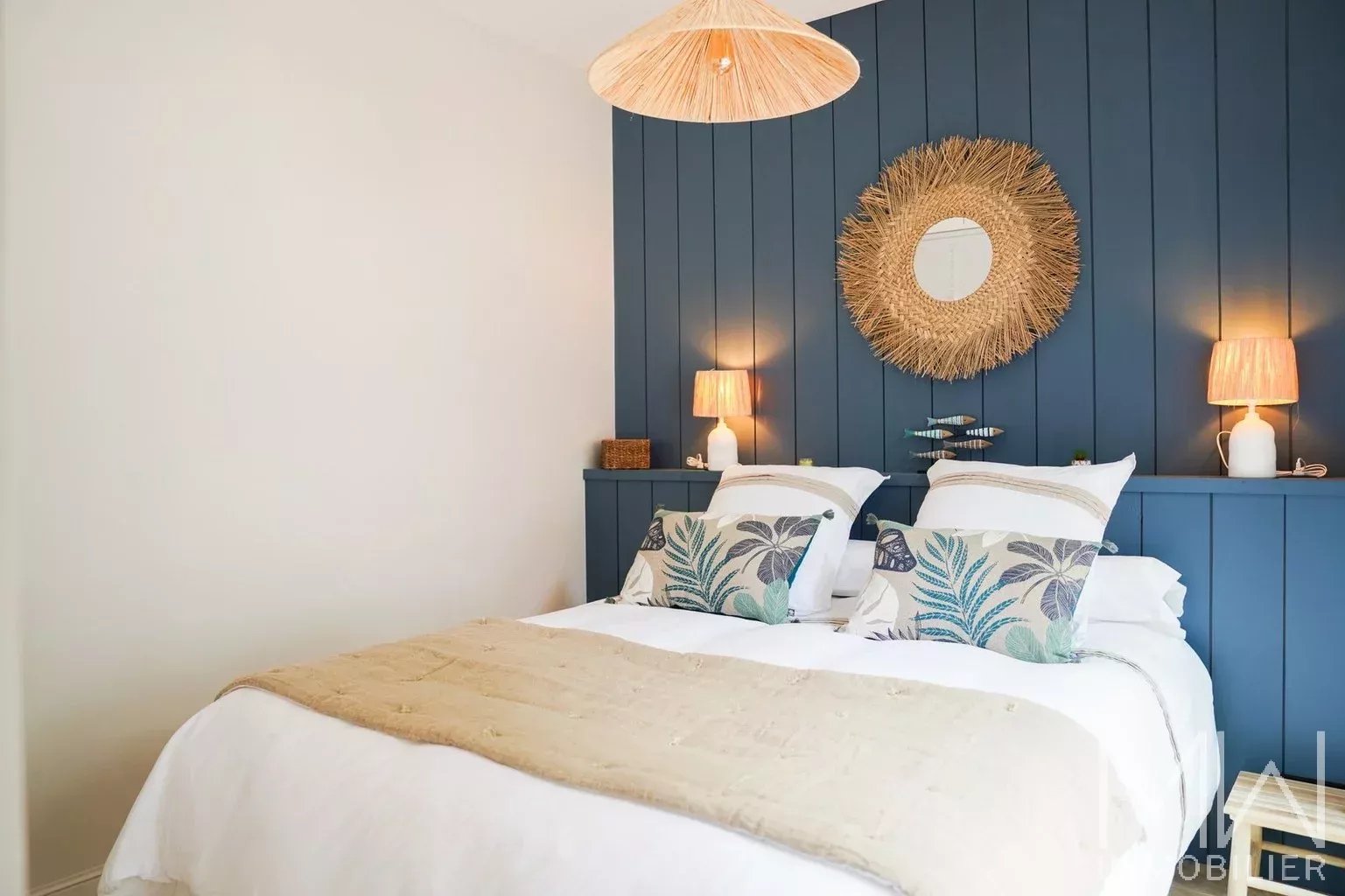 BEAUTIFUL HOUSE WITH POOL – PETIT PIQUEY – SLEEPS 12