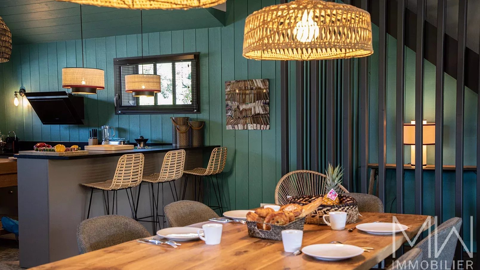 LUXURY VILLA IN THE CENTER OF CAP FERRET – SLEEPS 10