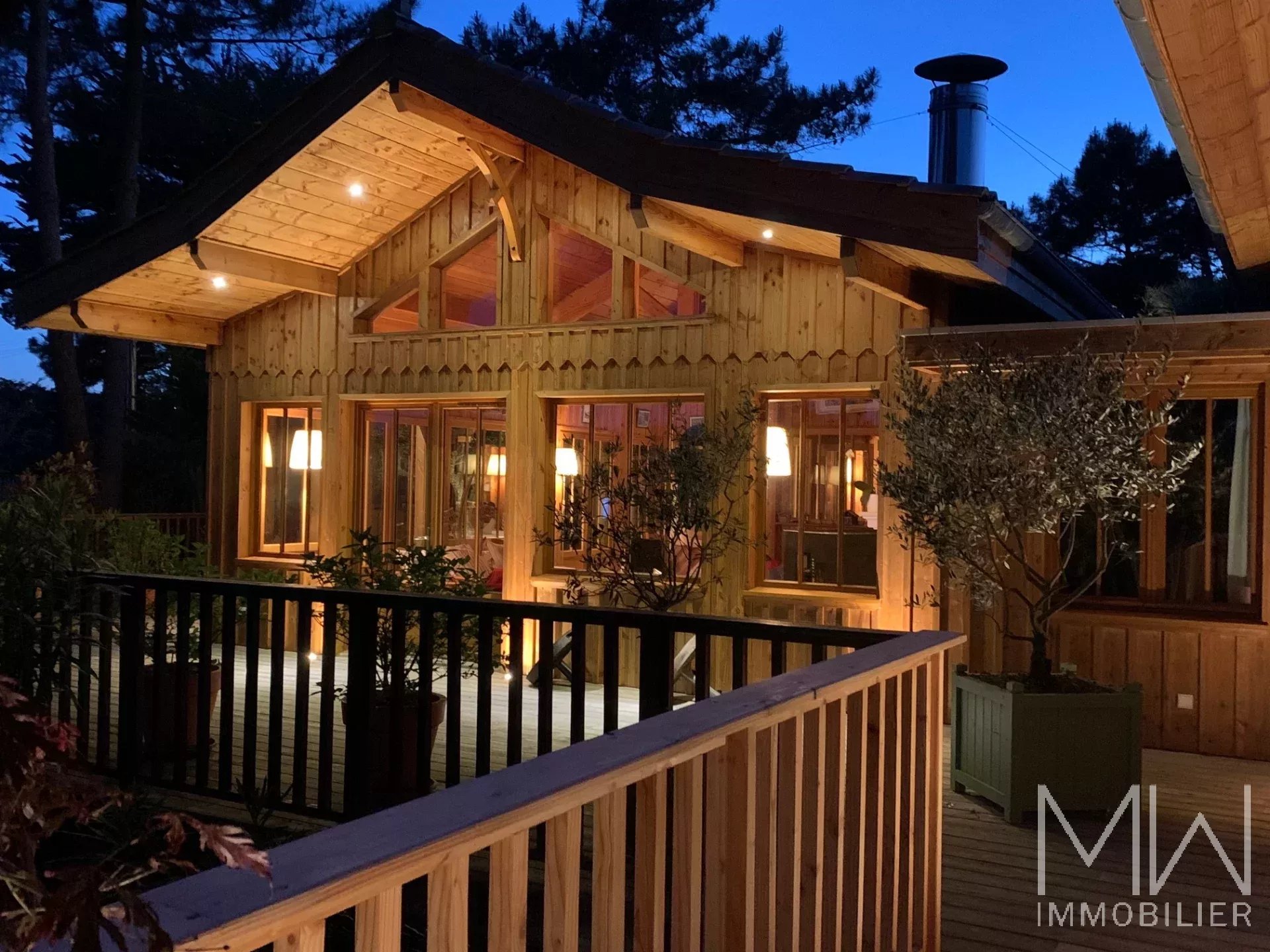 WOODEN VILLA IN THE HEART OF CAP FERRET – 8 SLEEPS