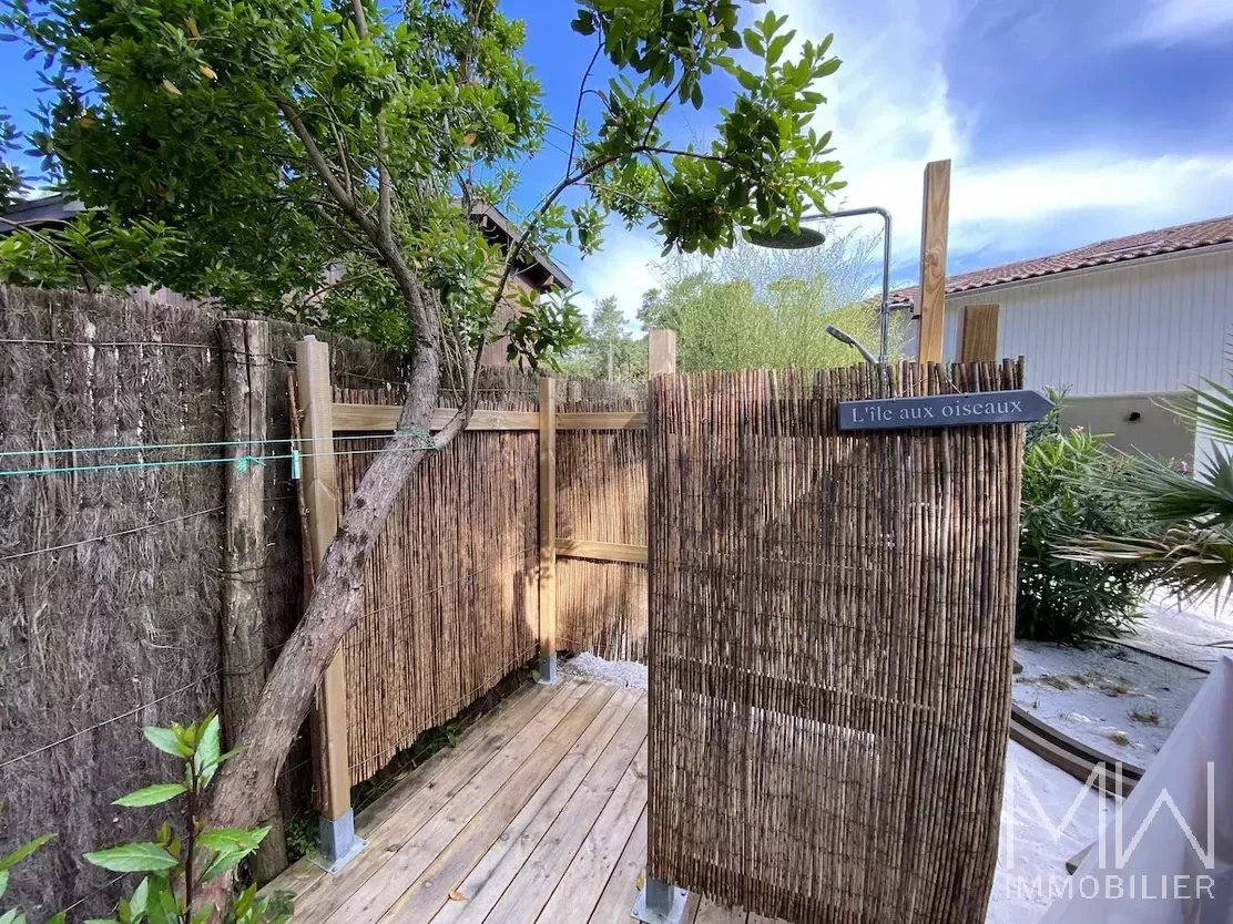 CHARMING, PEACEFUL VILLA – L’HERBE -SLEEPS 8