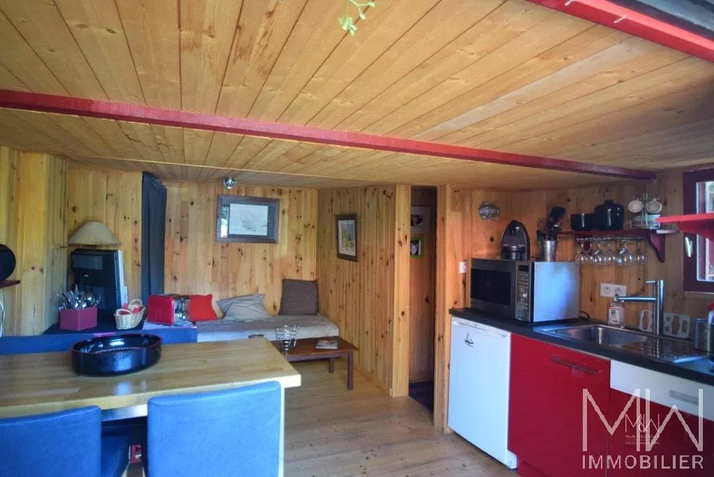 LOCATION DE VACANCES DANS LES 44 HECTARES – 8 COUCHAGES