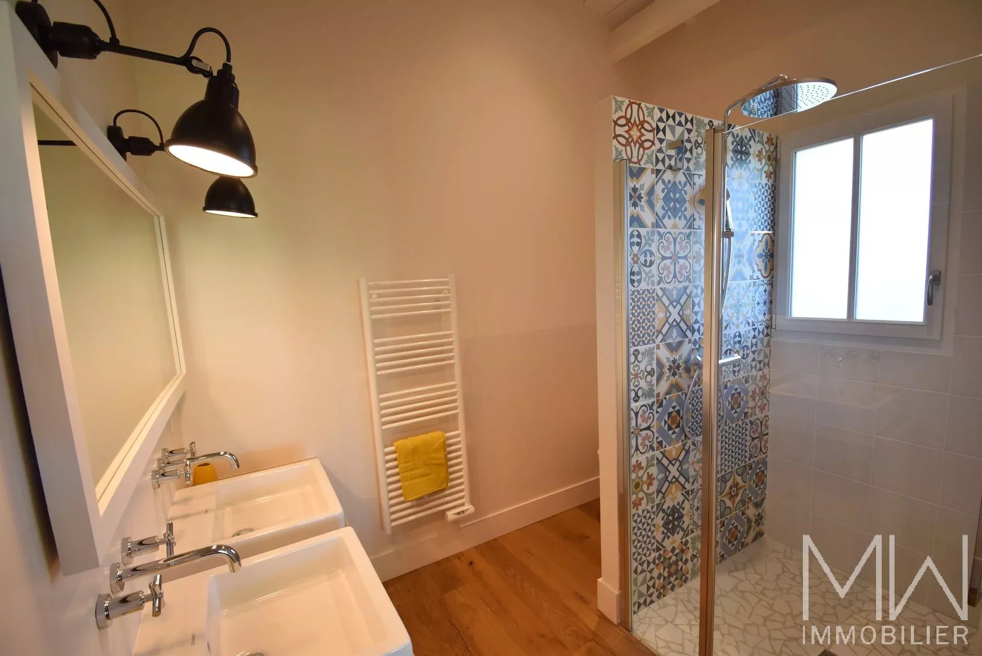 PRETTY WOODEN VILLA IN THE HEART OF CAP FERRET – SLEEPS 8