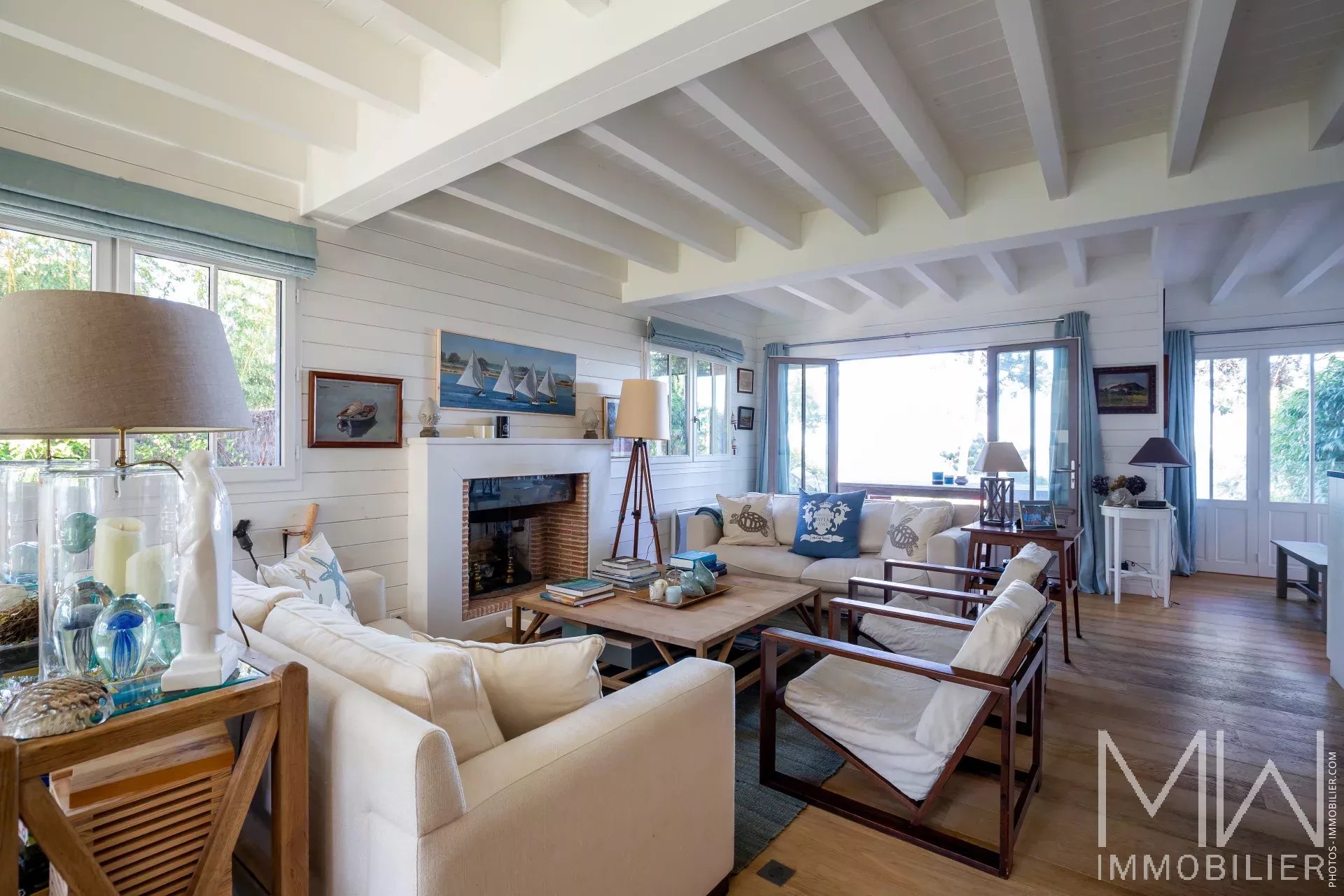 VILLA FOR RENT IN THE FIRST LINE OF ARCACHON BAY – SLEEPS 10