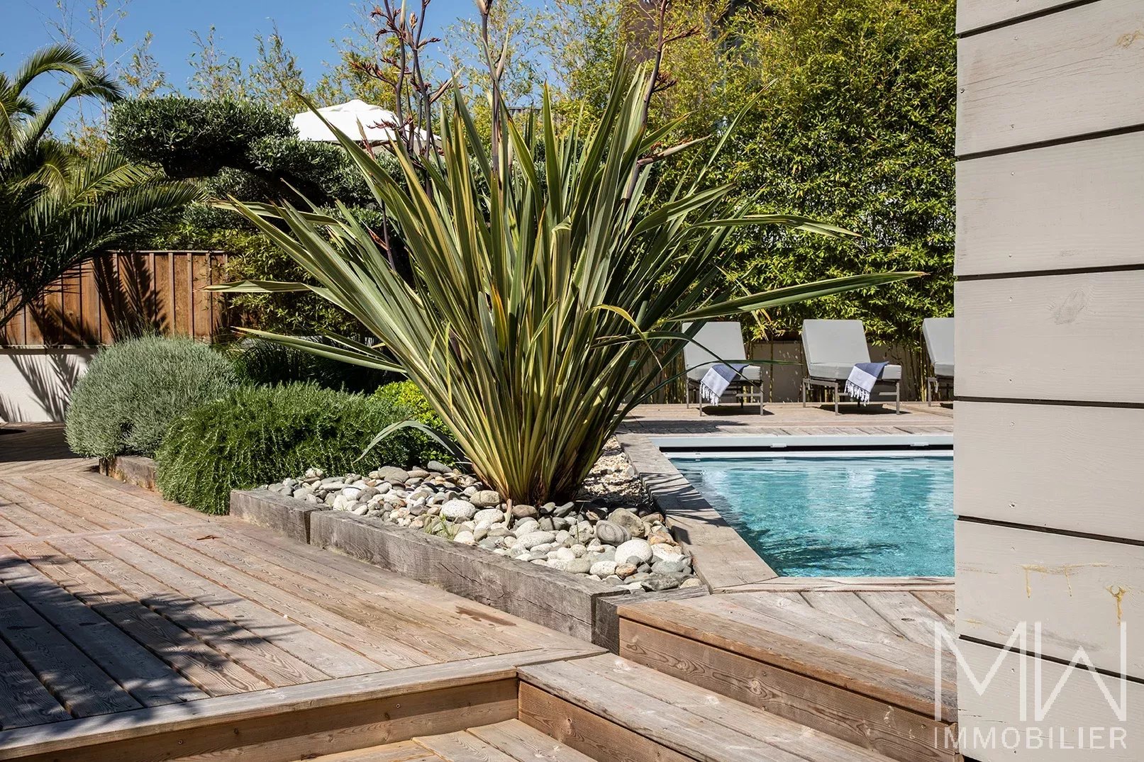 LUXURY VILLA IN THE CENTER OF CAP FERRET – SLEEPS 10