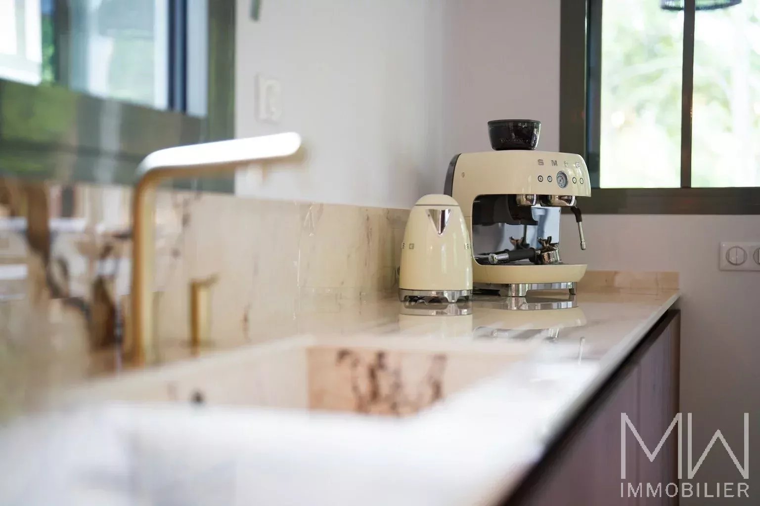 BEAUTIFUL HOUSE WITH POOL – PETIT PIQUEY – SLEEPS 12