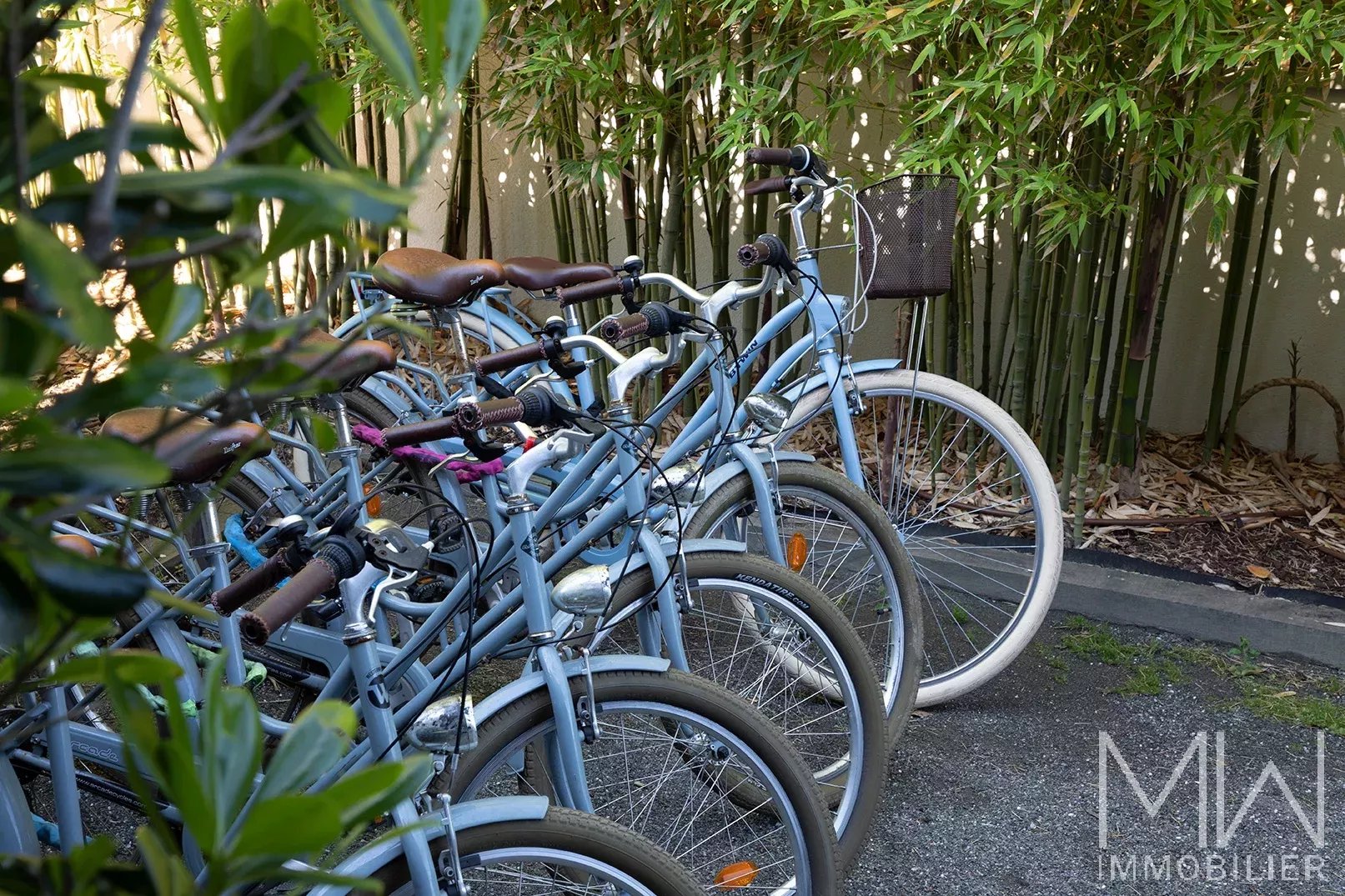 LUXURY VILLA IN THE CENTER OF CAP FERRET – SLEEPS 10