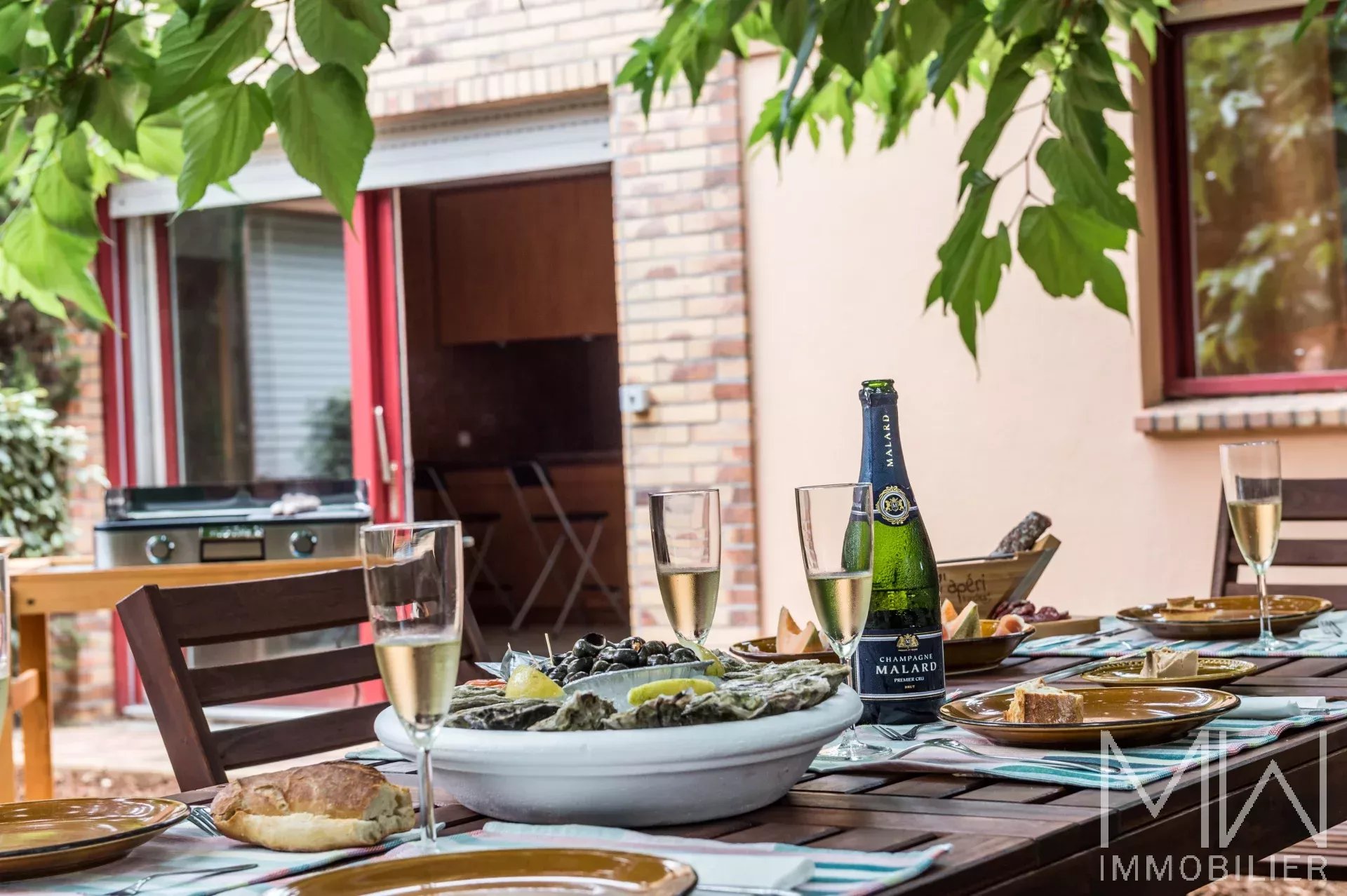 VILLA WITH SPA IN THE CENTER OF CAP FERRET – SLEEPS 9/13