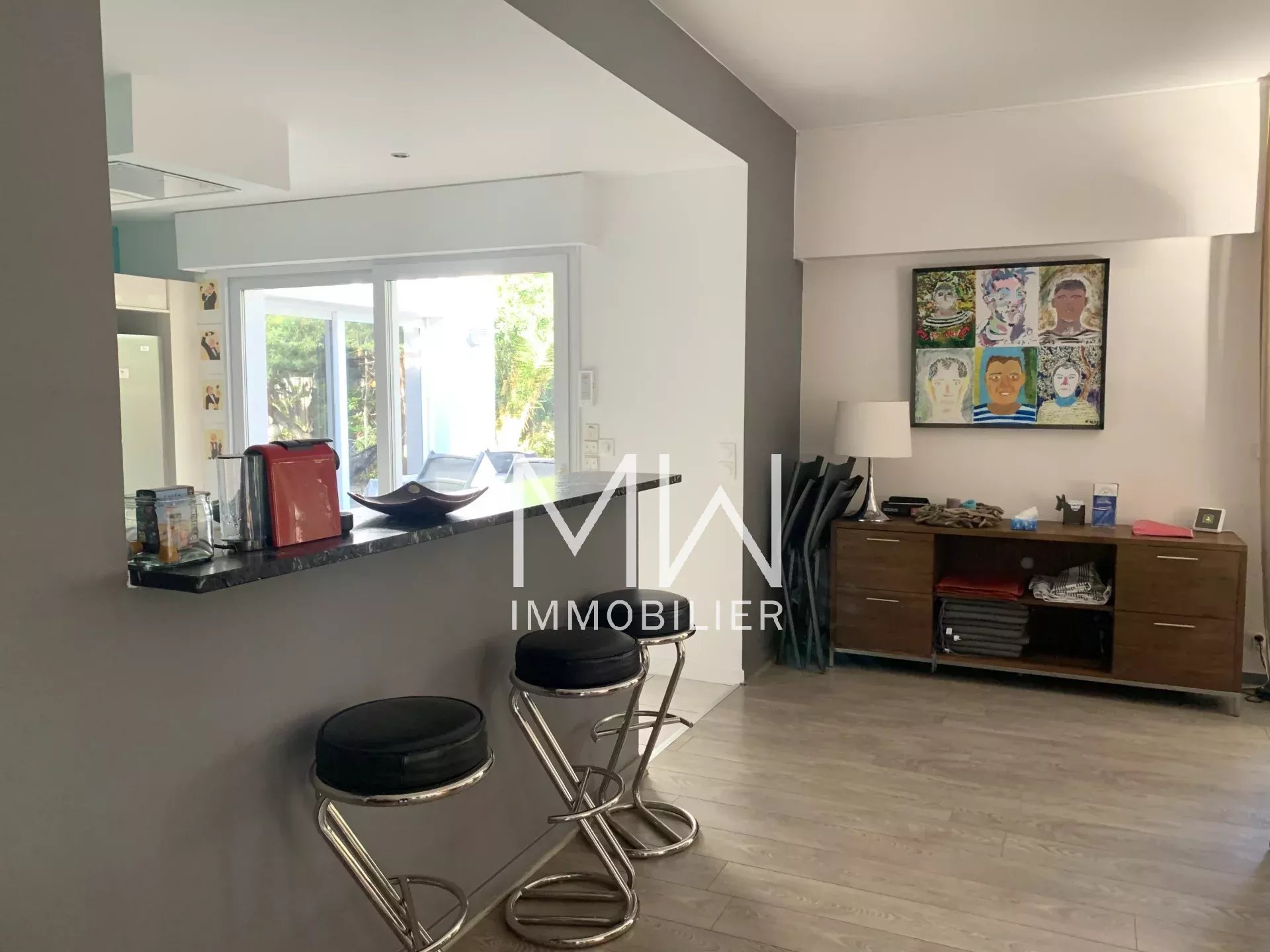 VERY PLEASANT VILLA WITH SWIMMING POOL – LA POINTE – SLEEPS 8