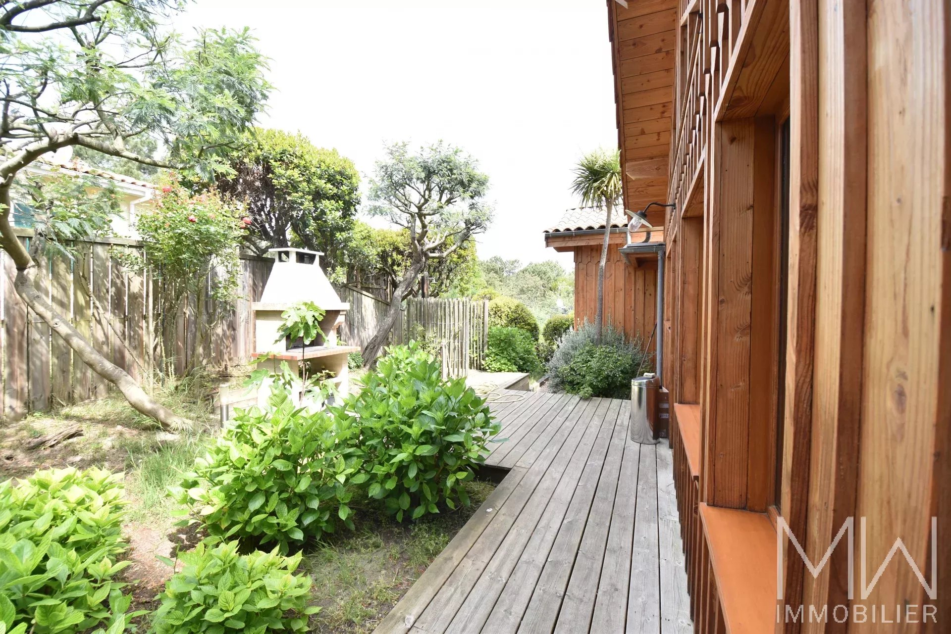 WOODEN VILLA IN THE HEART OF CAP FERRET – 8 SLEEPS