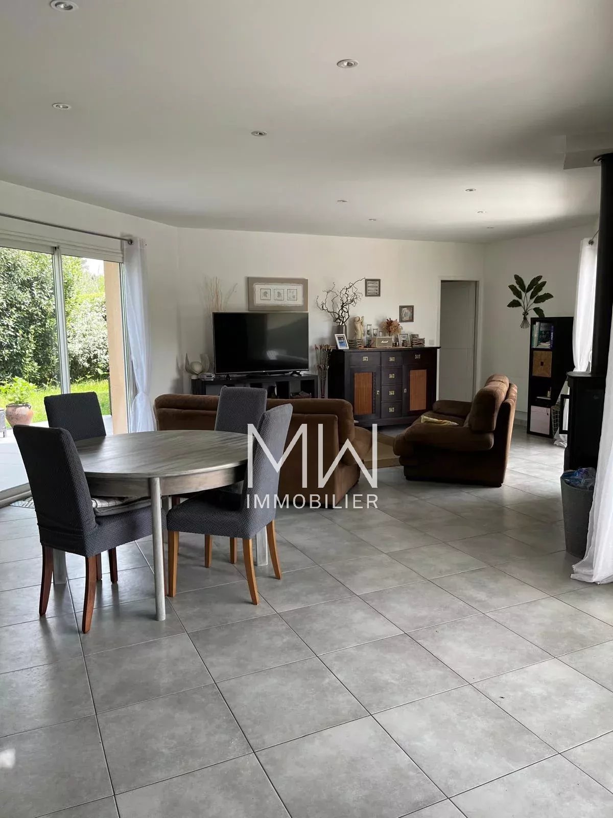 SOLD BY OUR AGENCY IN DECEMBER 2025