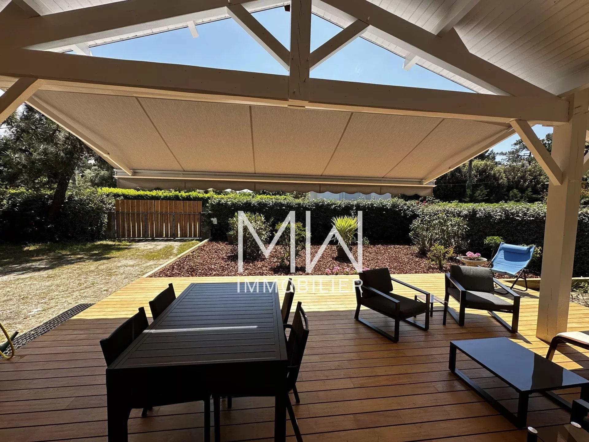 CHARMING VILLA WITH POOL IN THE HEART OF CAP FERRET – SLEEPS 6