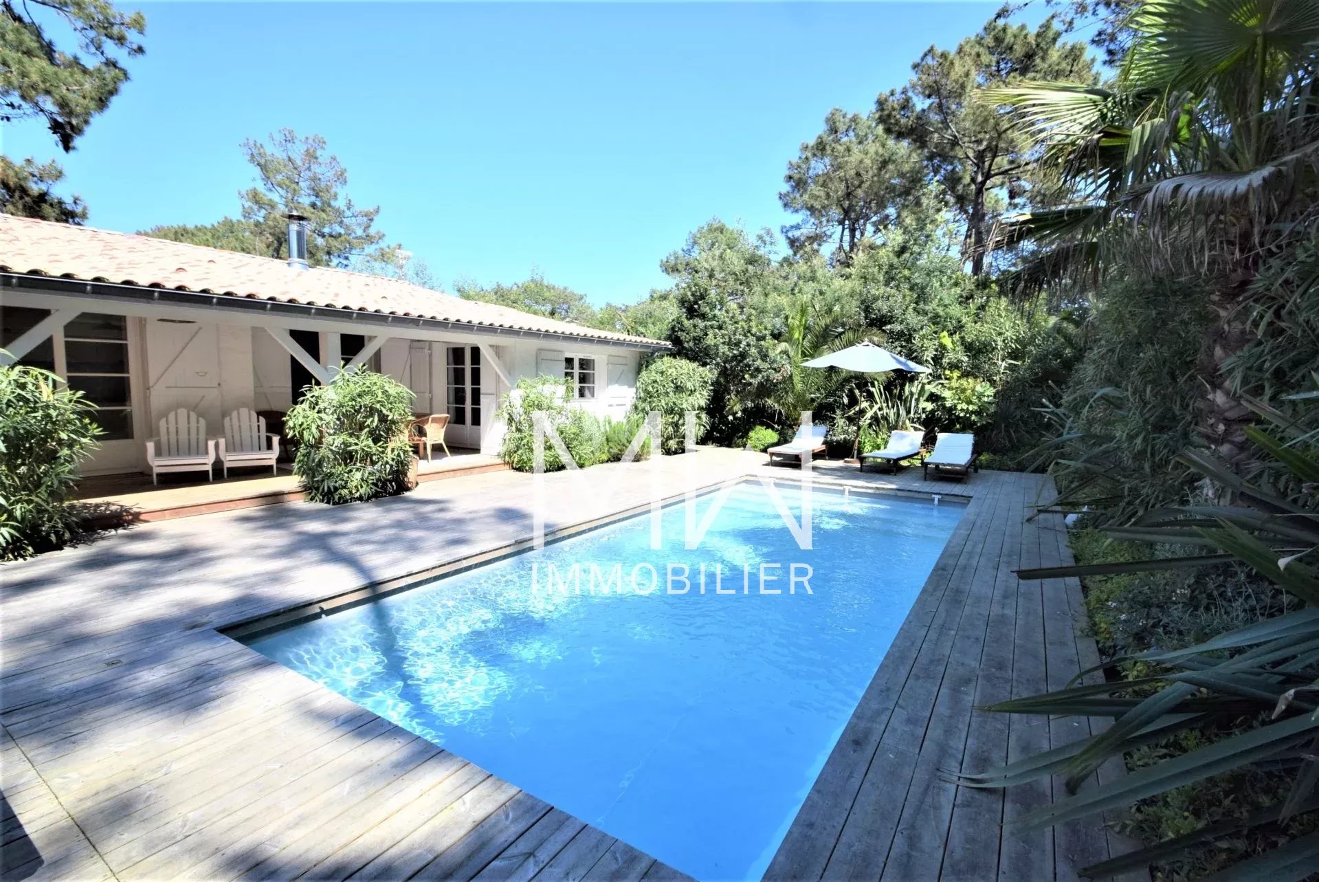 BEAUTIFUL VILLA WITH POOL – CAP FERRET – SLEEPS 10