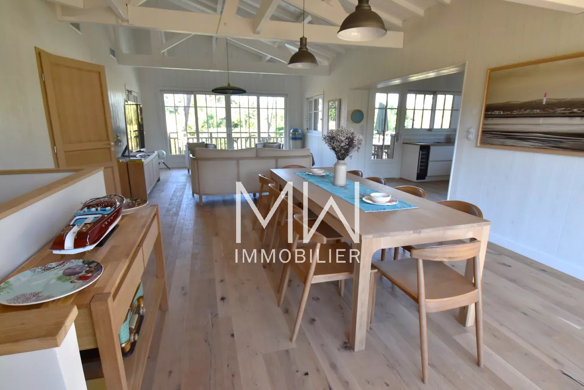 PRESTIGE VILLA – CAP FERRET – SLEEPS 10