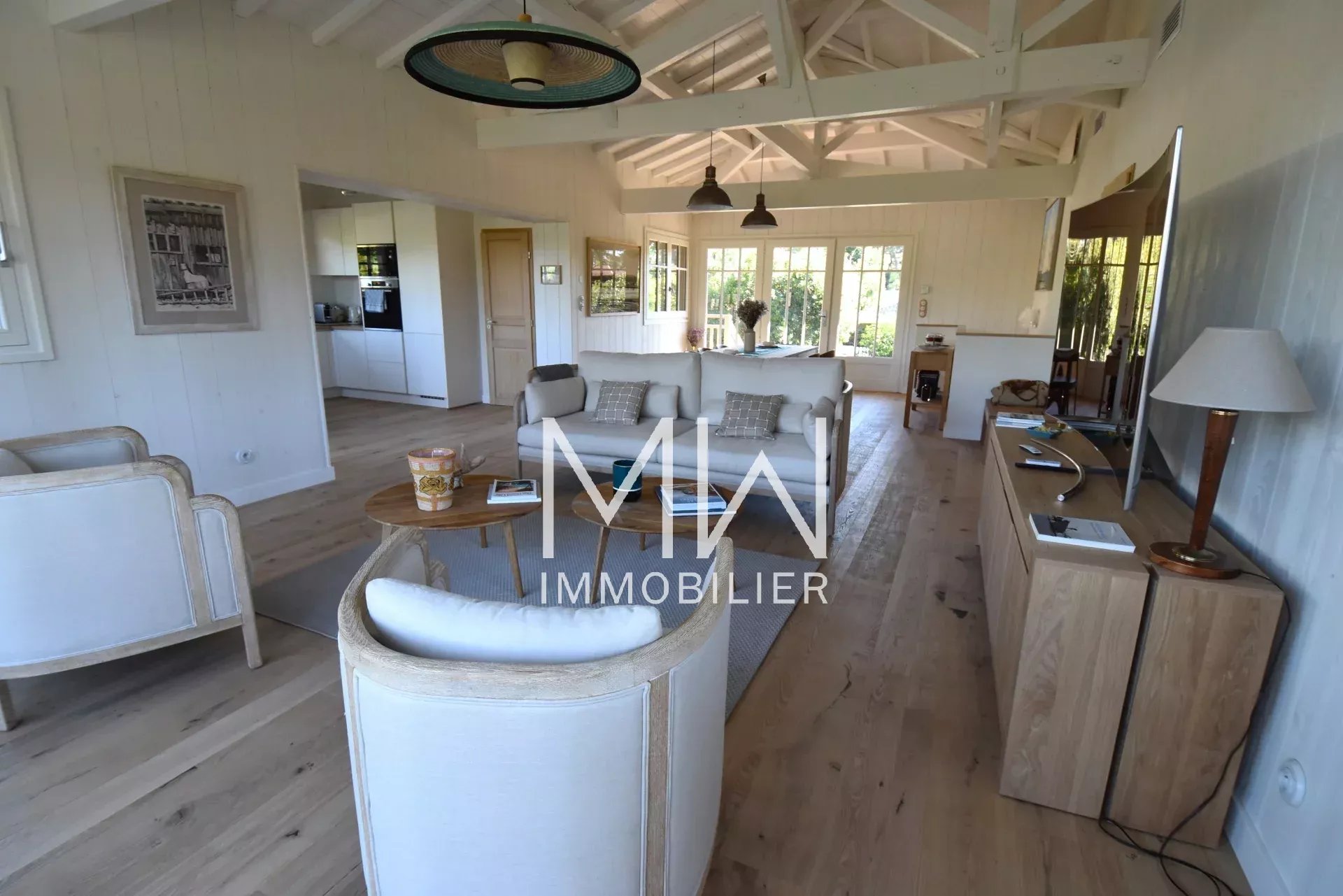 PRESTIGE VILLA – CAP FERRET – SLEEPS 10