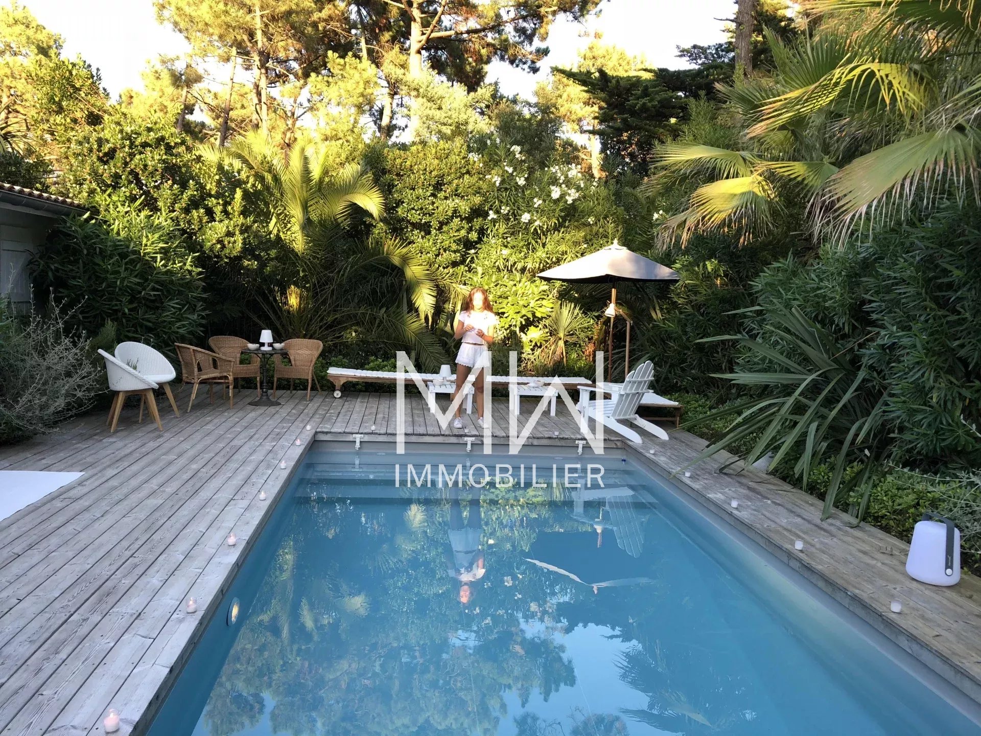 BEAUTIFUL VILLA WITH POOL – CAP FERRET – SLEEPS 10