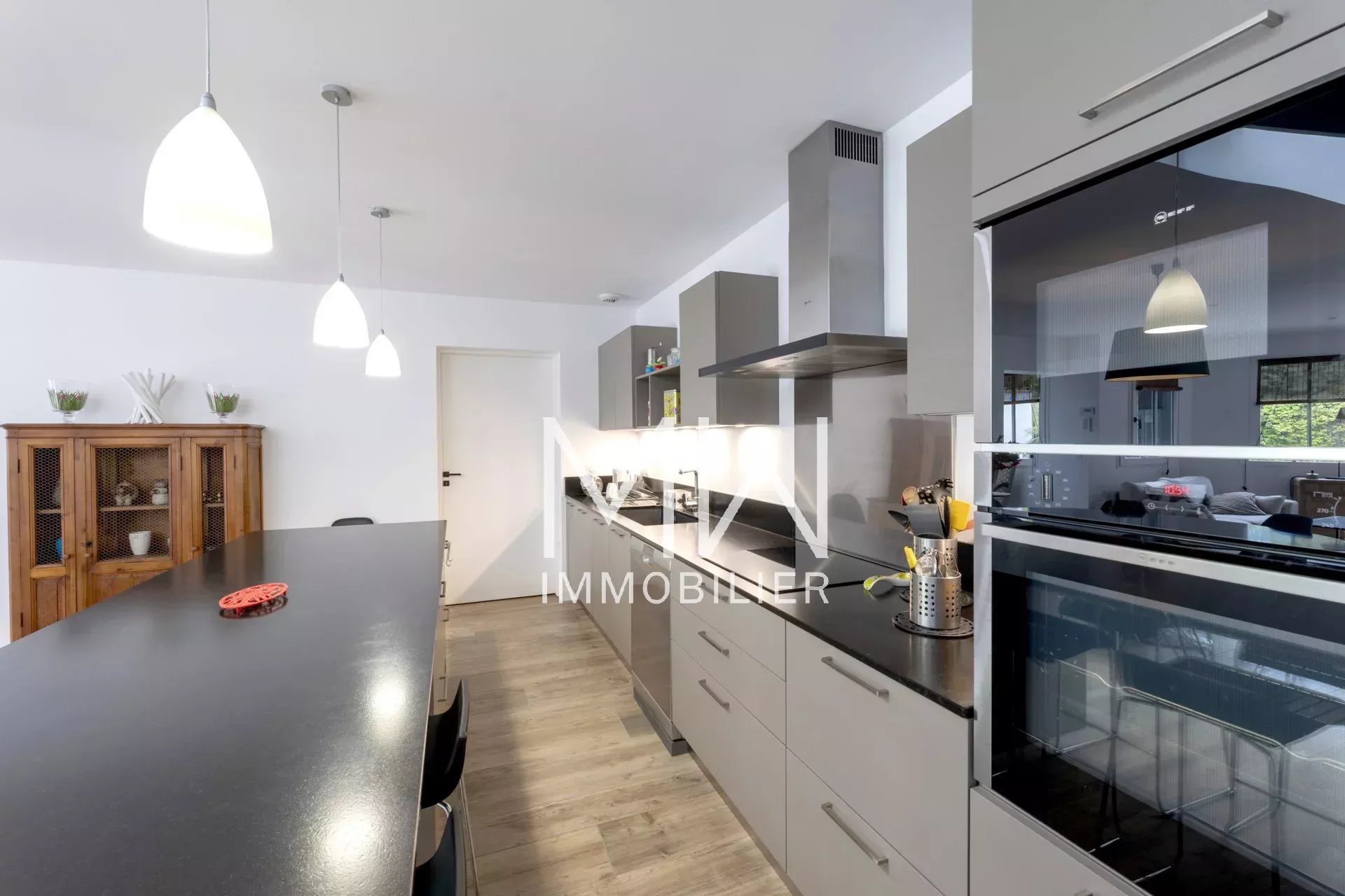 VILLA BOIS AVEC PISCINE – CAP FERRET – 6 COUCHAGES