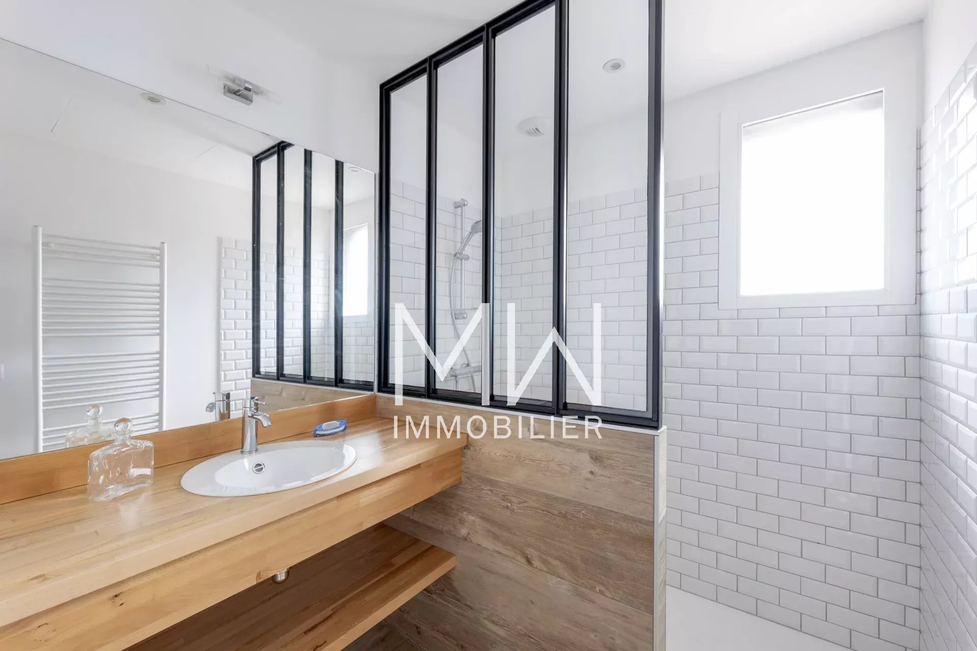 VILLA BOIS AVEC PISCINE – CAP FERRET – 6 COUCHAGES