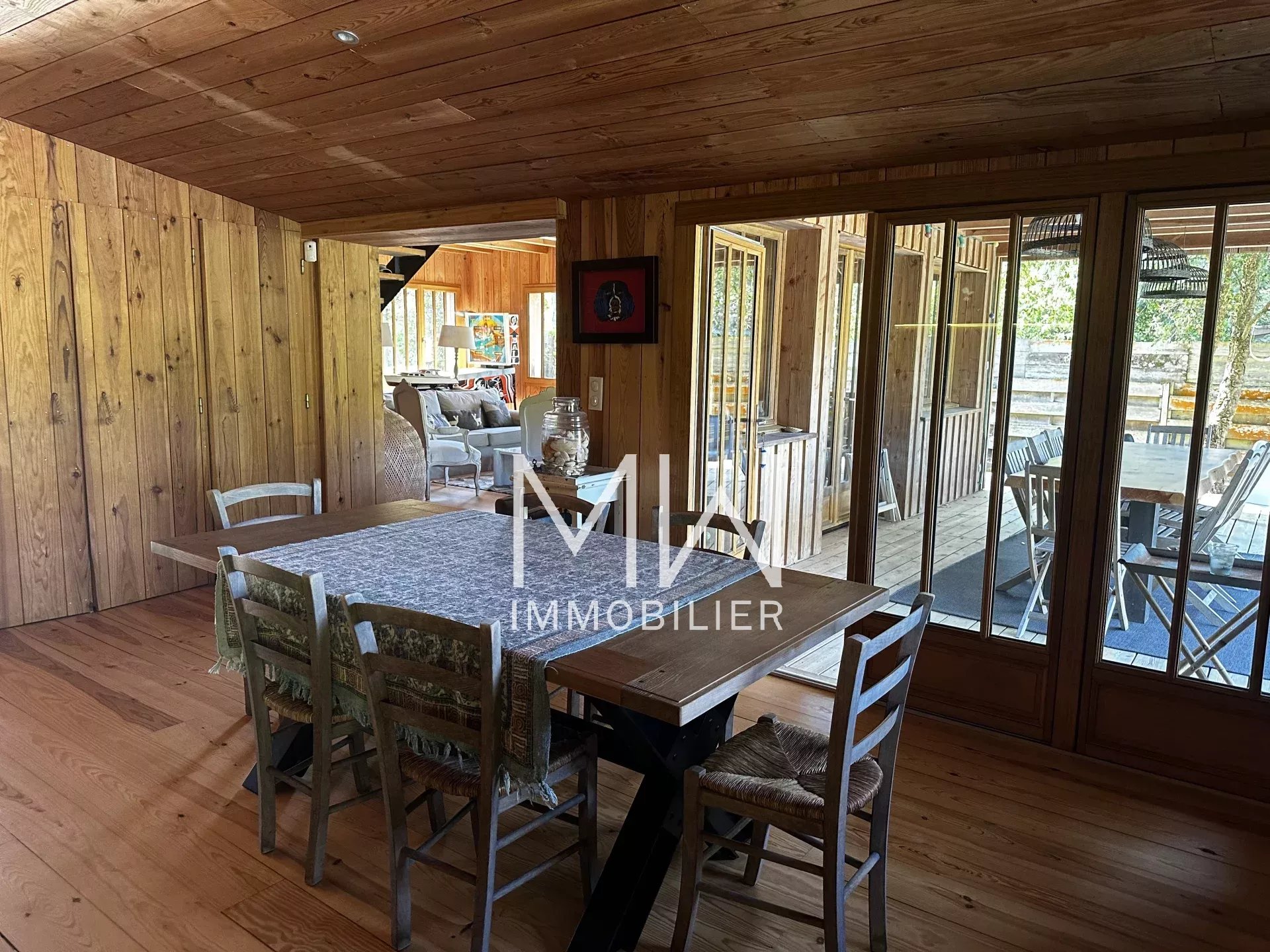 VILLA BOIS AVEC PISCINE – LE CANON – 10 COUCHAGES