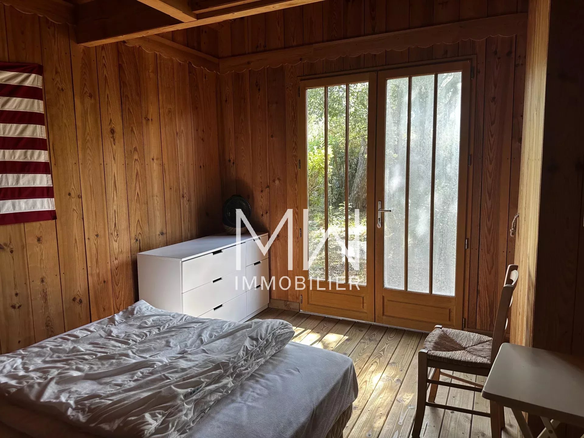 VILLA BOIS AVEC PISCINE – LE CANON – 10 COUCHAGES