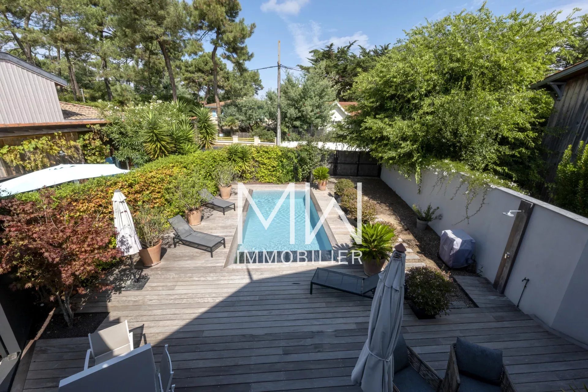 VILLA BOIS AVEC PISCINE – CAP FERRET – 6 COUCHAGES
