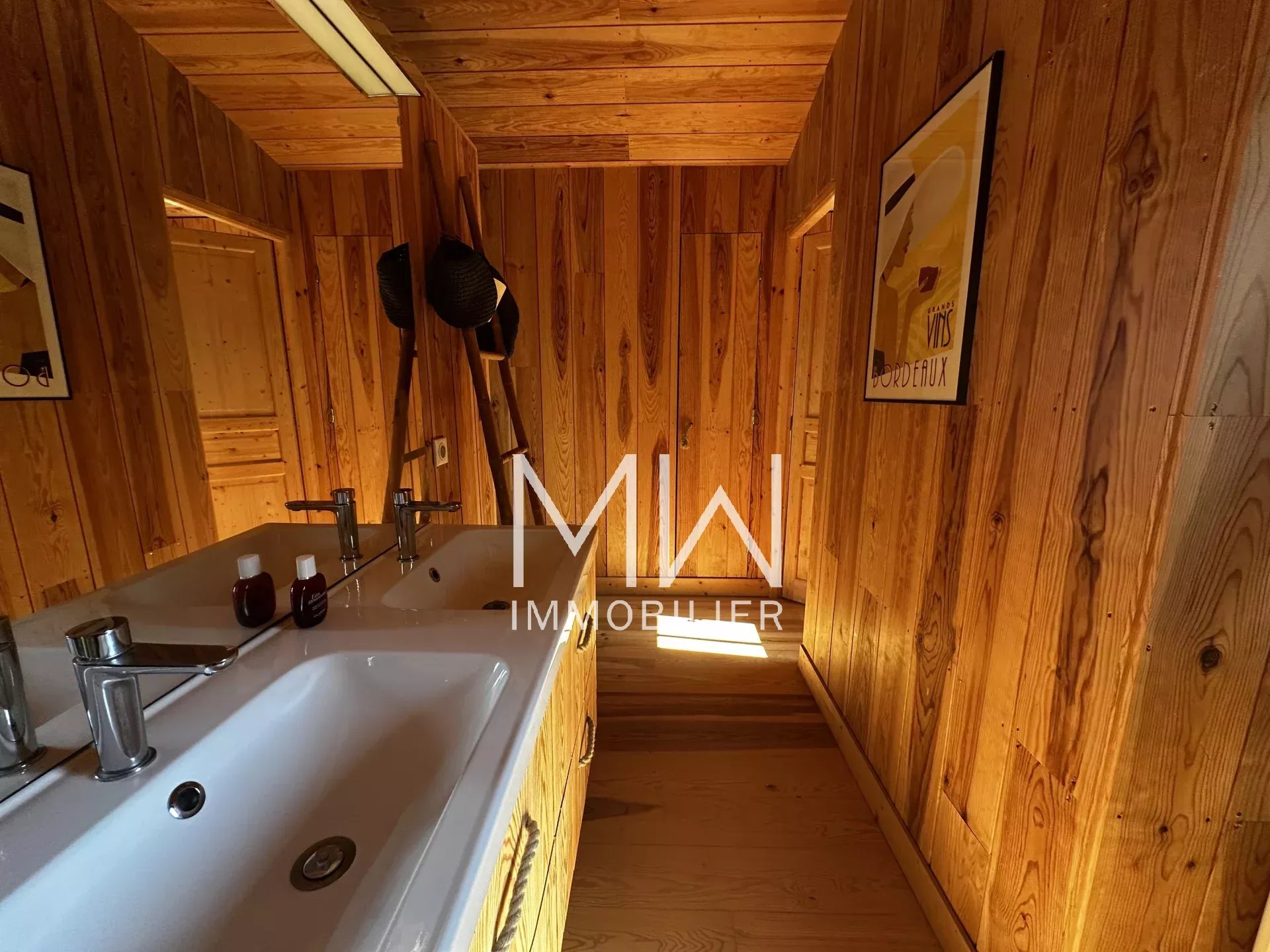 VILLA BOIS AVEC PISCINE – LE CANON – 10 COUCHAGES