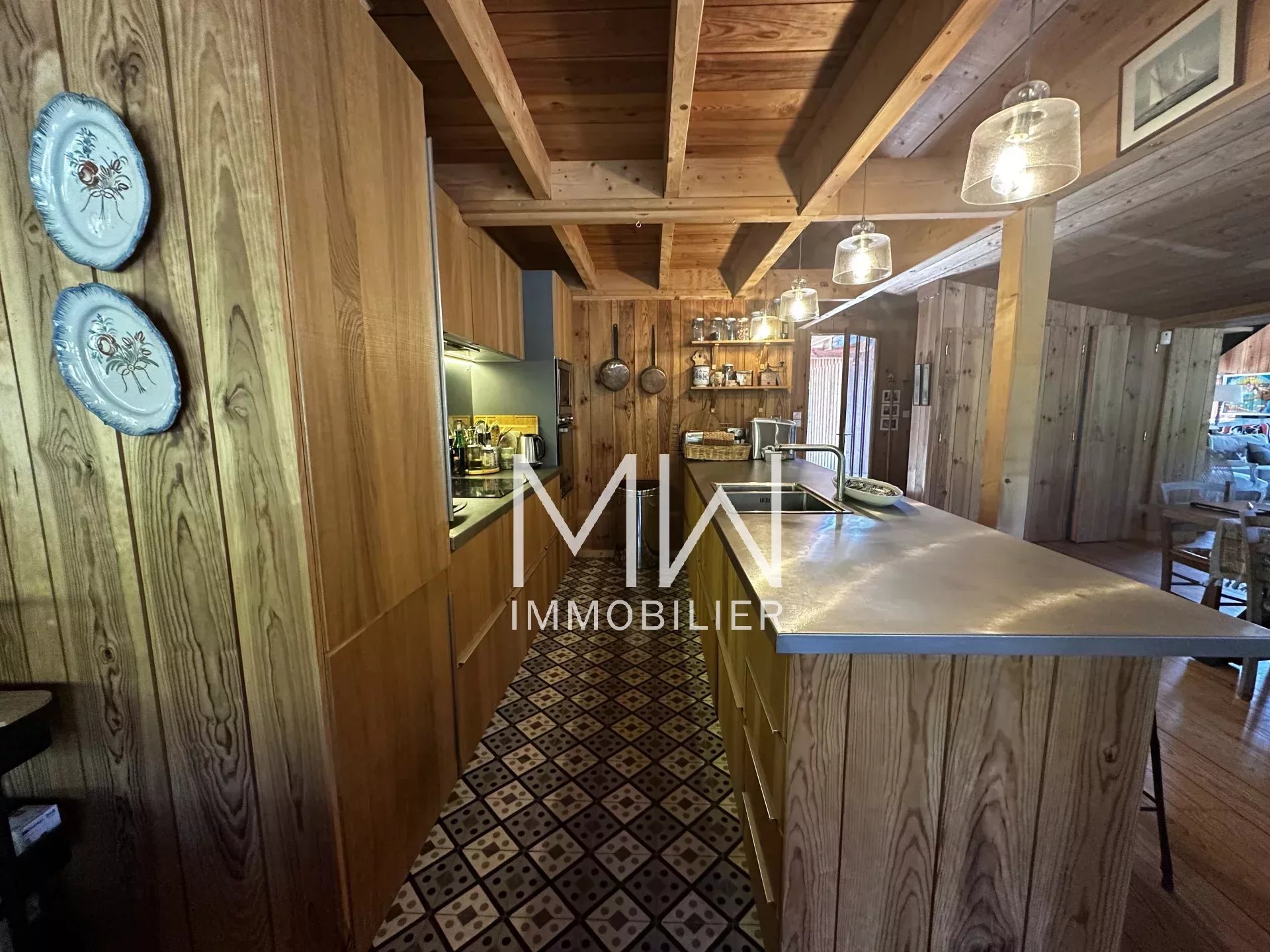 VILLA BOIS AVEC PISCINE – LE CANON – 10 COUCHAGES