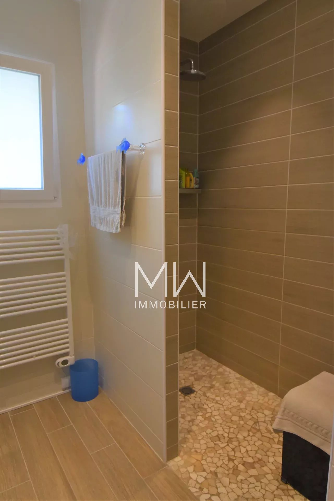 TRES BELLE MAISON  -CAP FERRET-