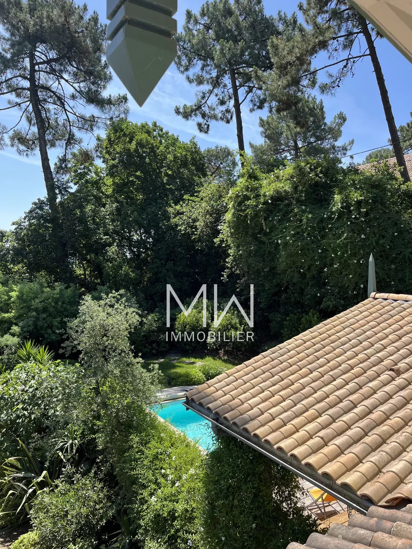 VILLA BOIS AVEC PISCINE – LE CANON – 12 COUCHAGES