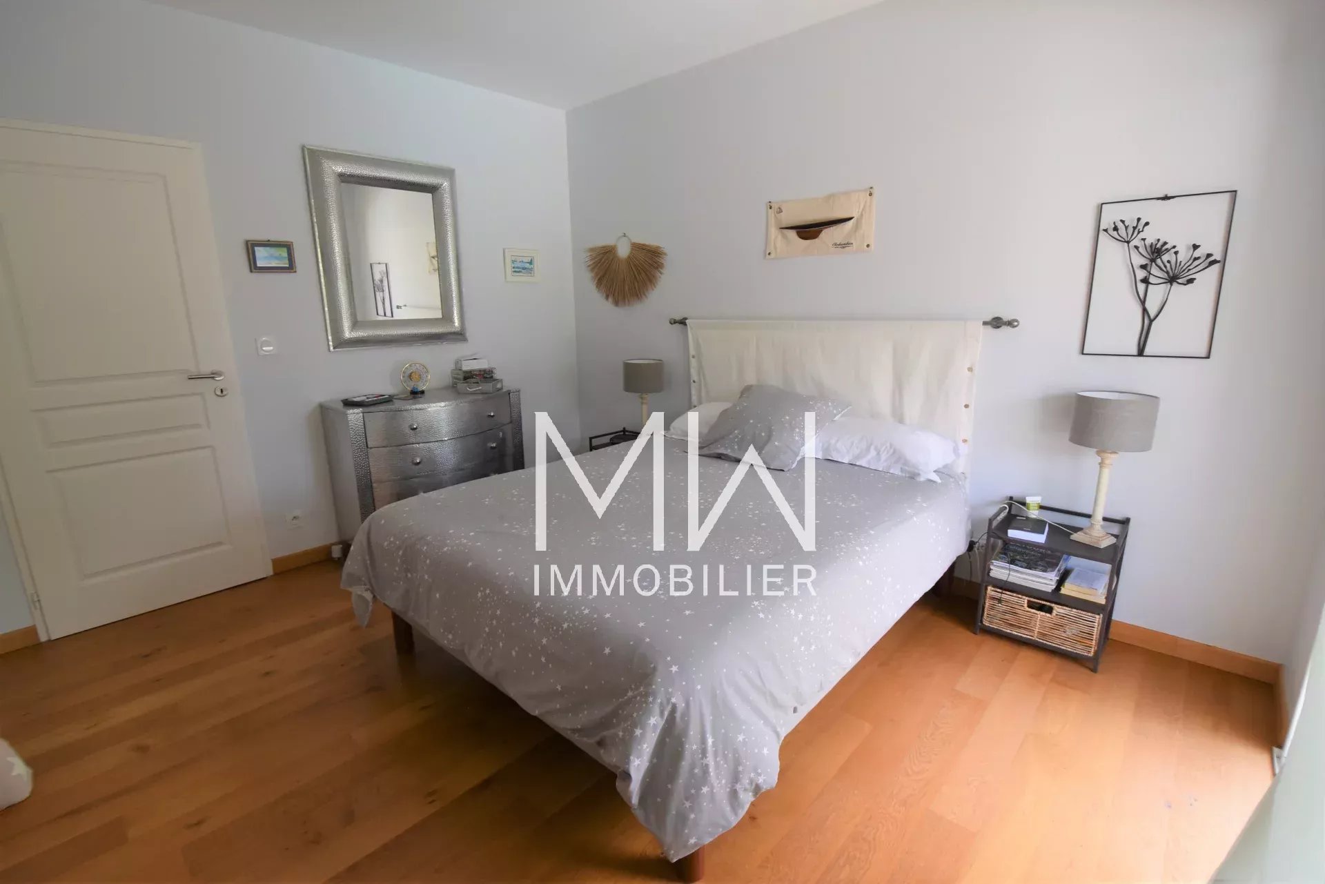 TRES BELLE MAISON  -CAP FERRET-