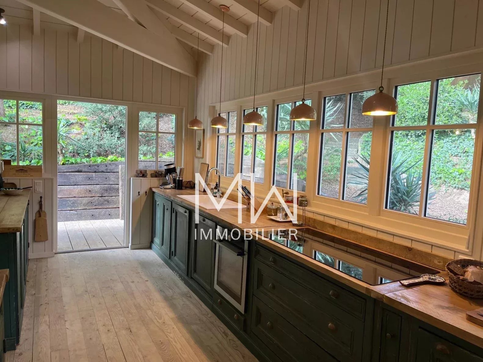 VILLA BOIS AVEC PISCINE – LE CANON – 12 COUCHAGES