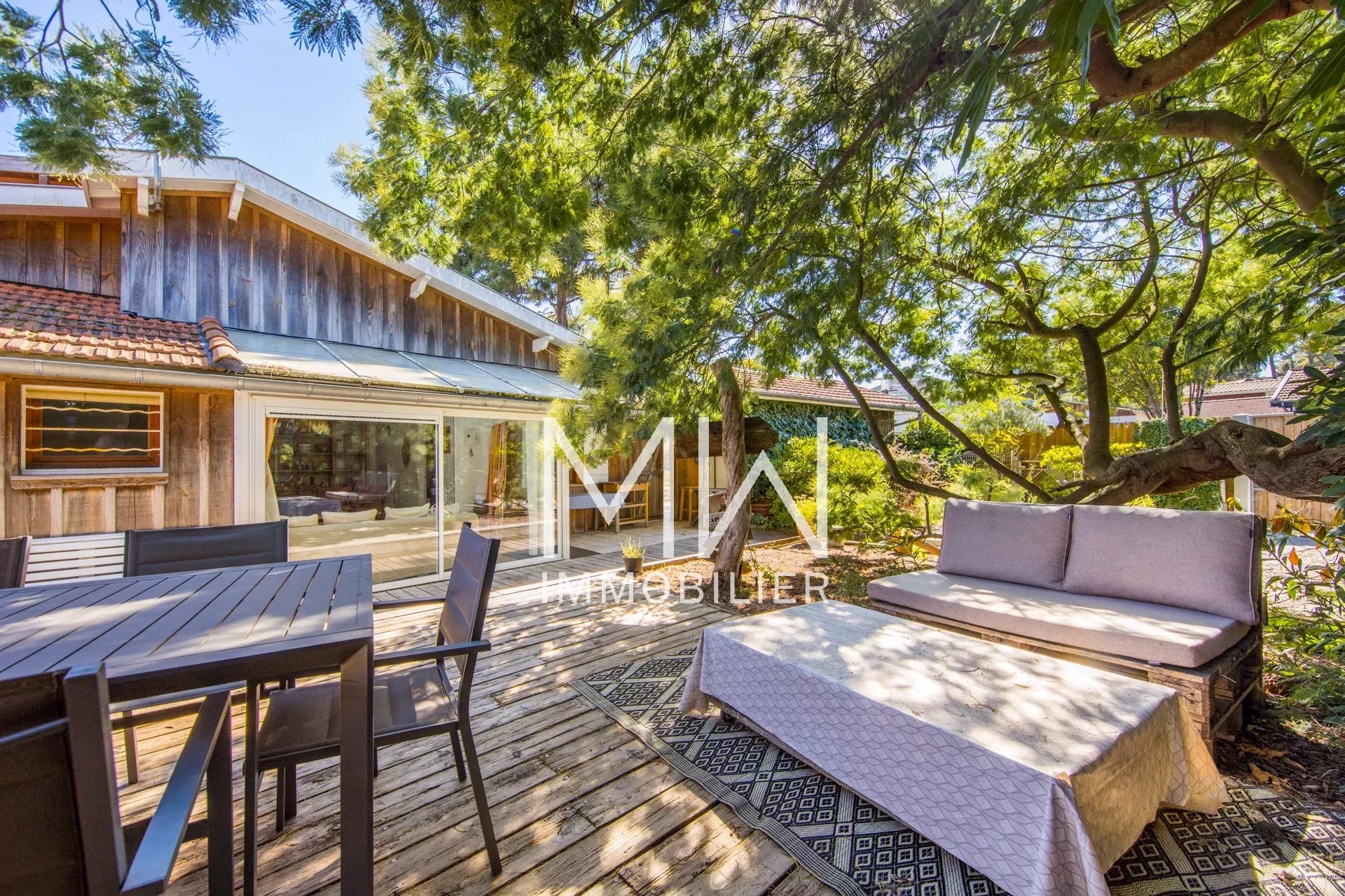 CHARMING LITTLE VILLA – PETIT PIQUEY – SLEEPS 4