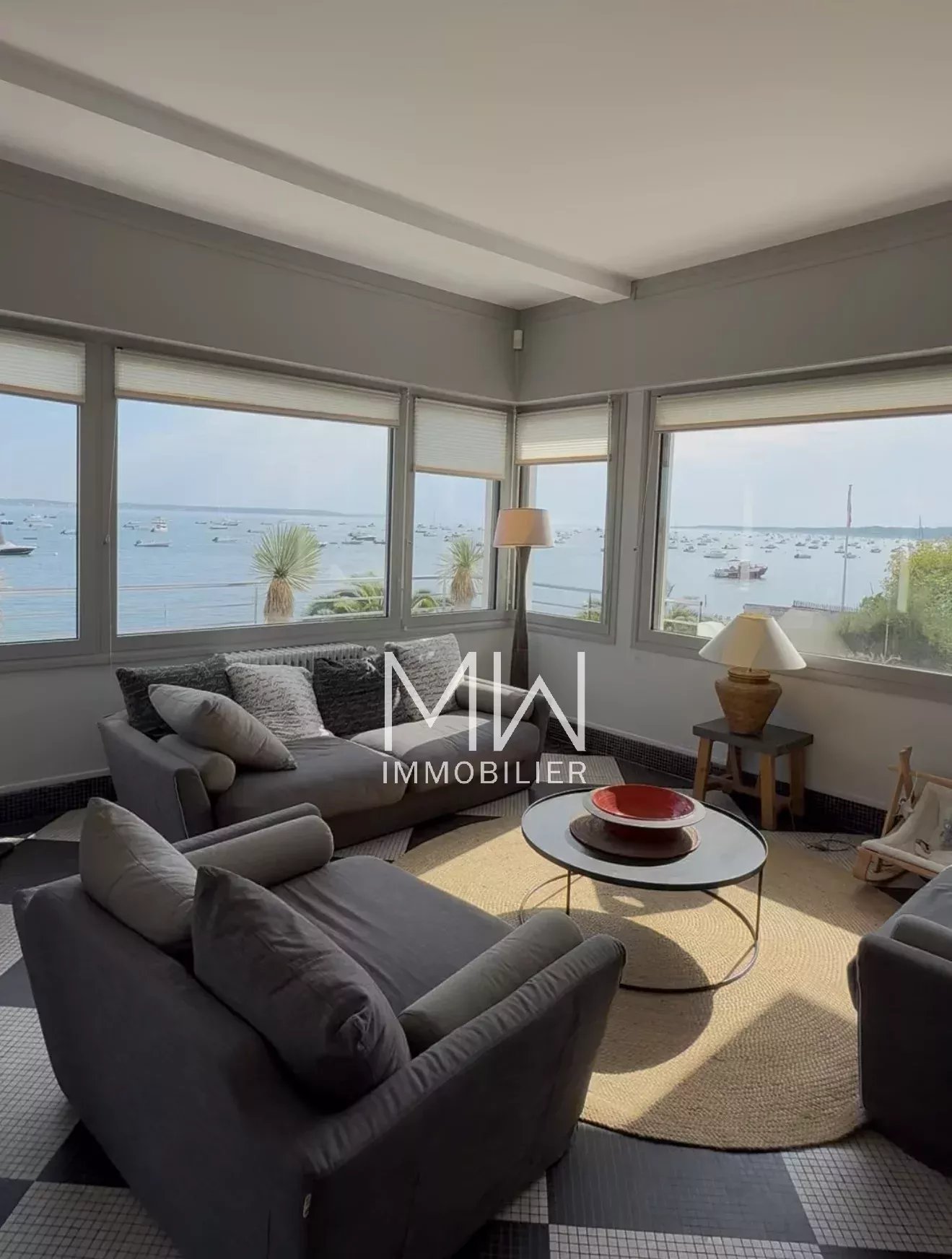 Maison d&rsquo;exception en première ligne