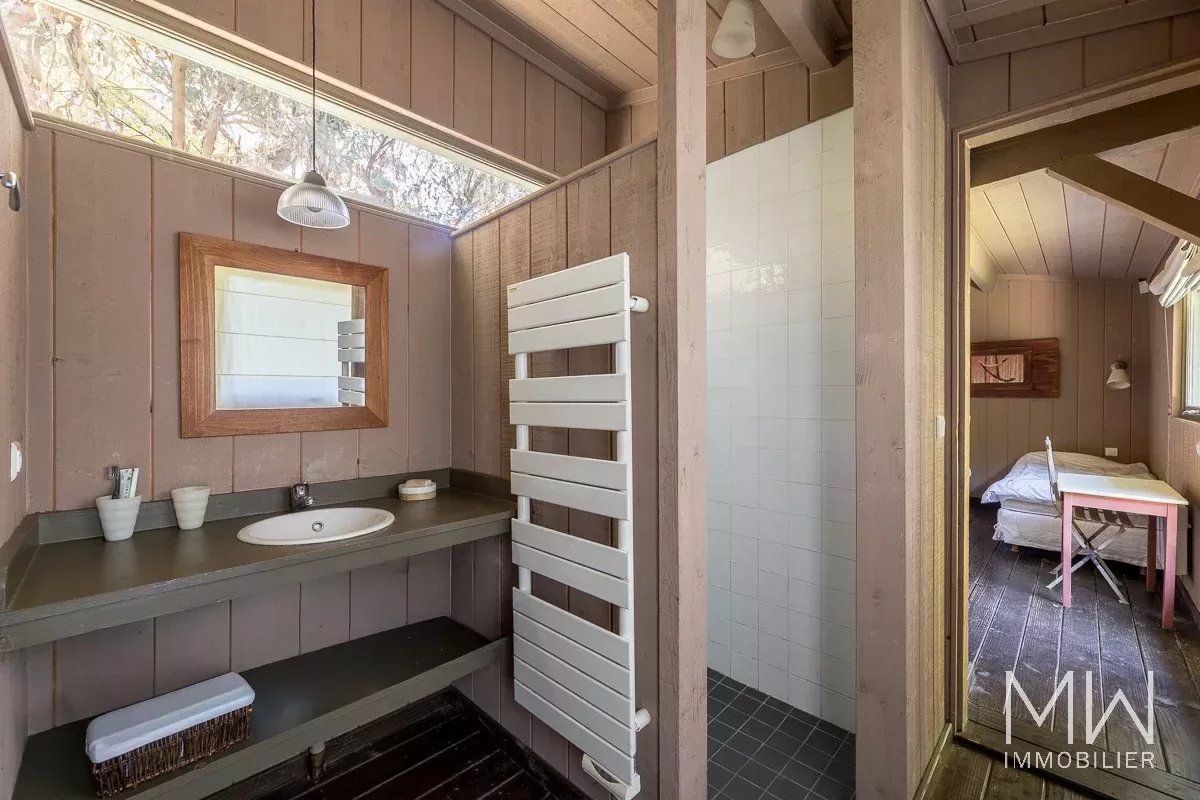 AU COUER 44 HECTARES – CAP FERRET – SLEEPS 10