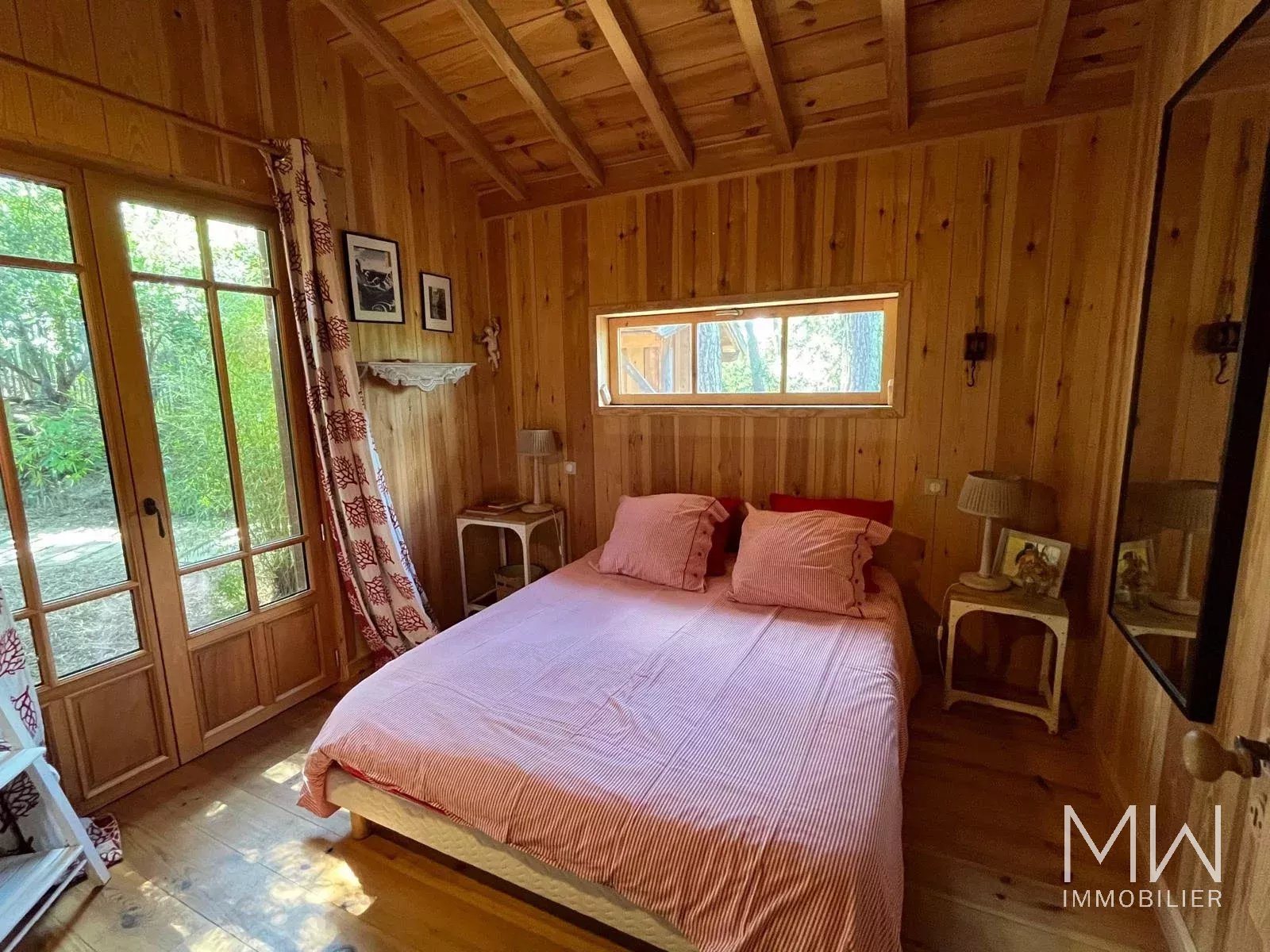 WOODEN VILLA WITH POOL AND PANORAMIC VIEW OF THE BASSIN – LA VIGNE – 12 PEOPLE