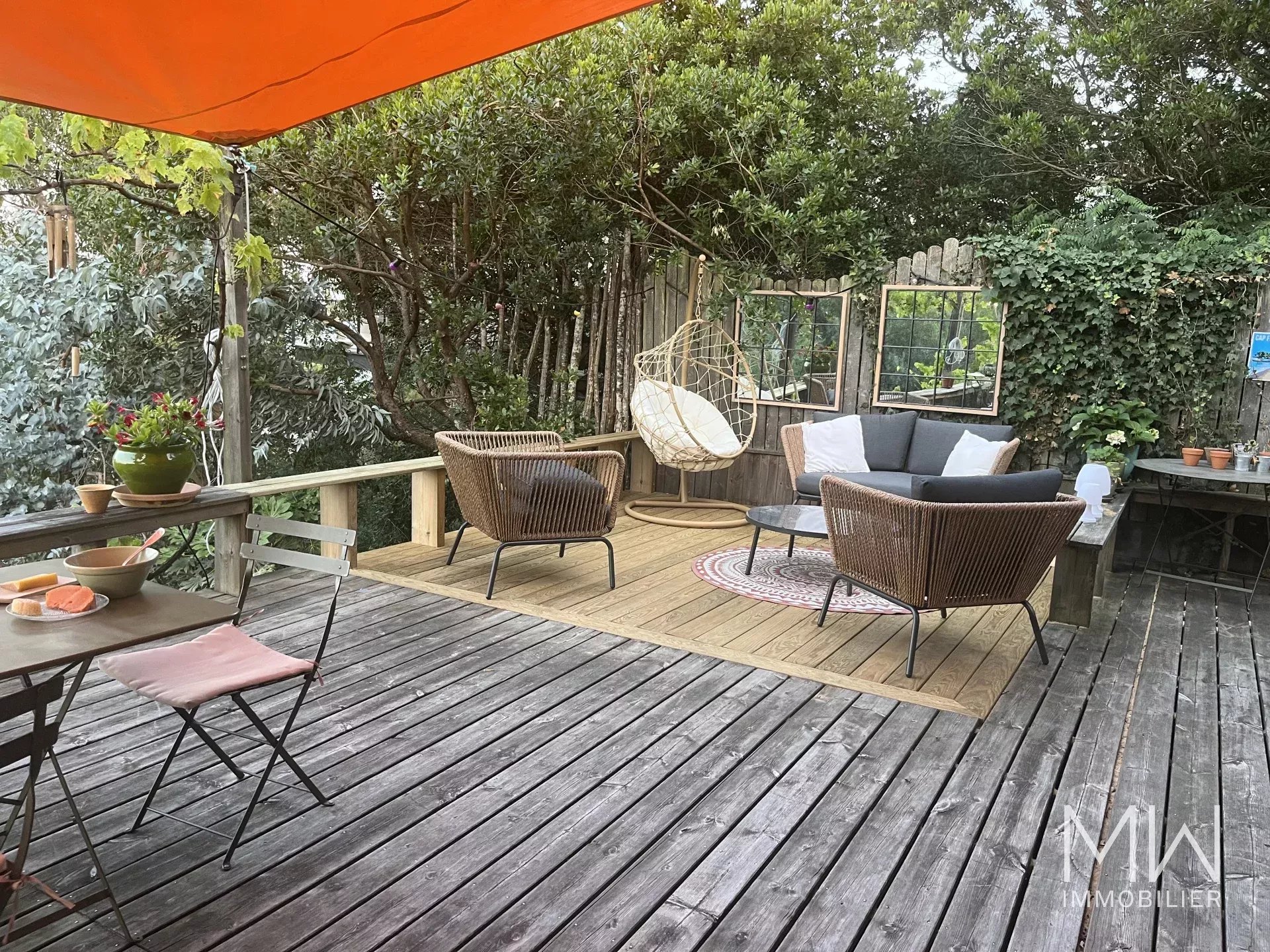 WOODEN VILLA WITH POOL AND PANORAMIC VIEW OF THE BASSIN – LA VIGNE – 12 PEOPLE