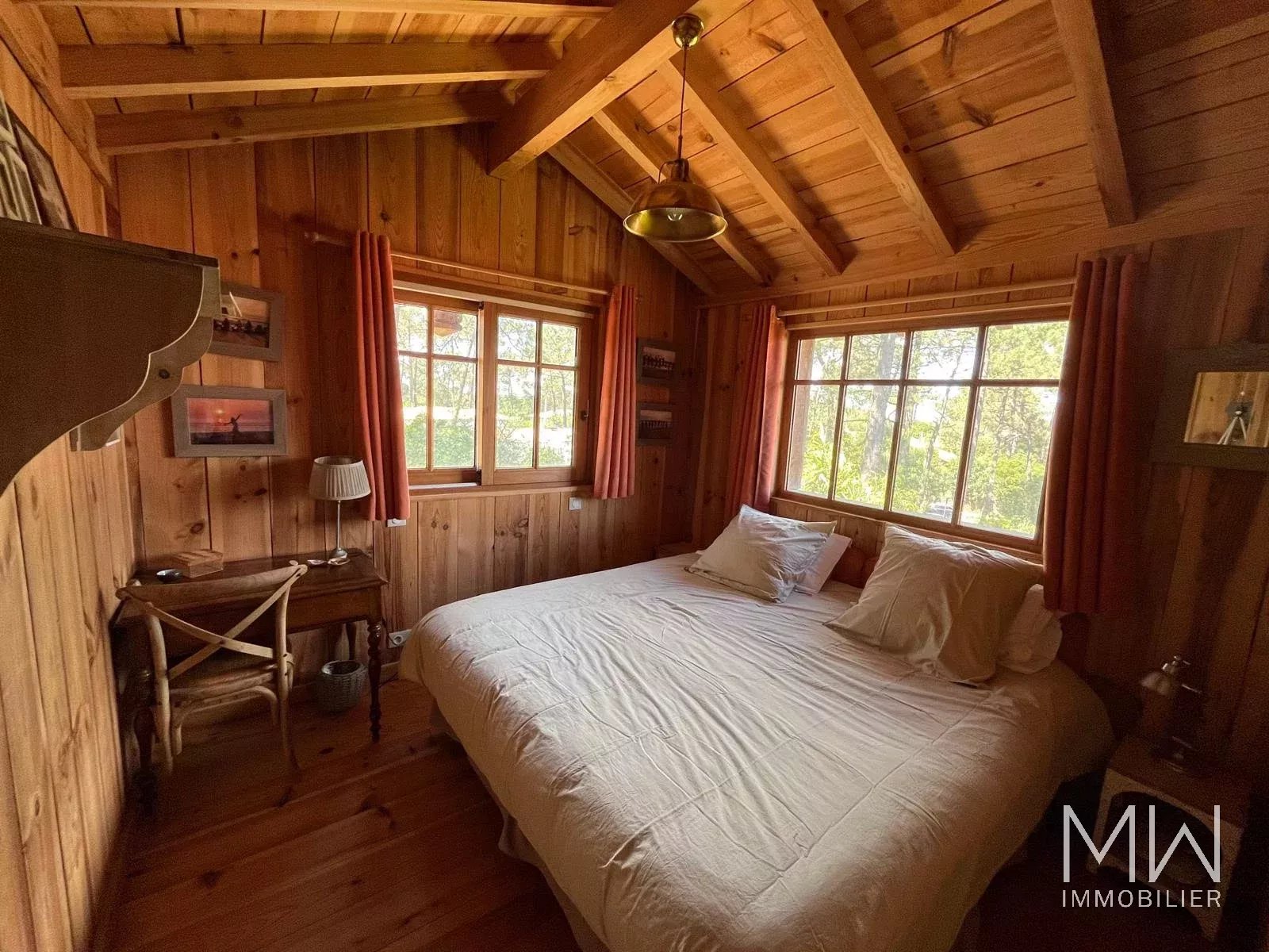 WOODEN VILLA WITH POOL AND PANORAMIC VIEW OF THE BASSIN – LA VIGNE – 12 PEOPLE