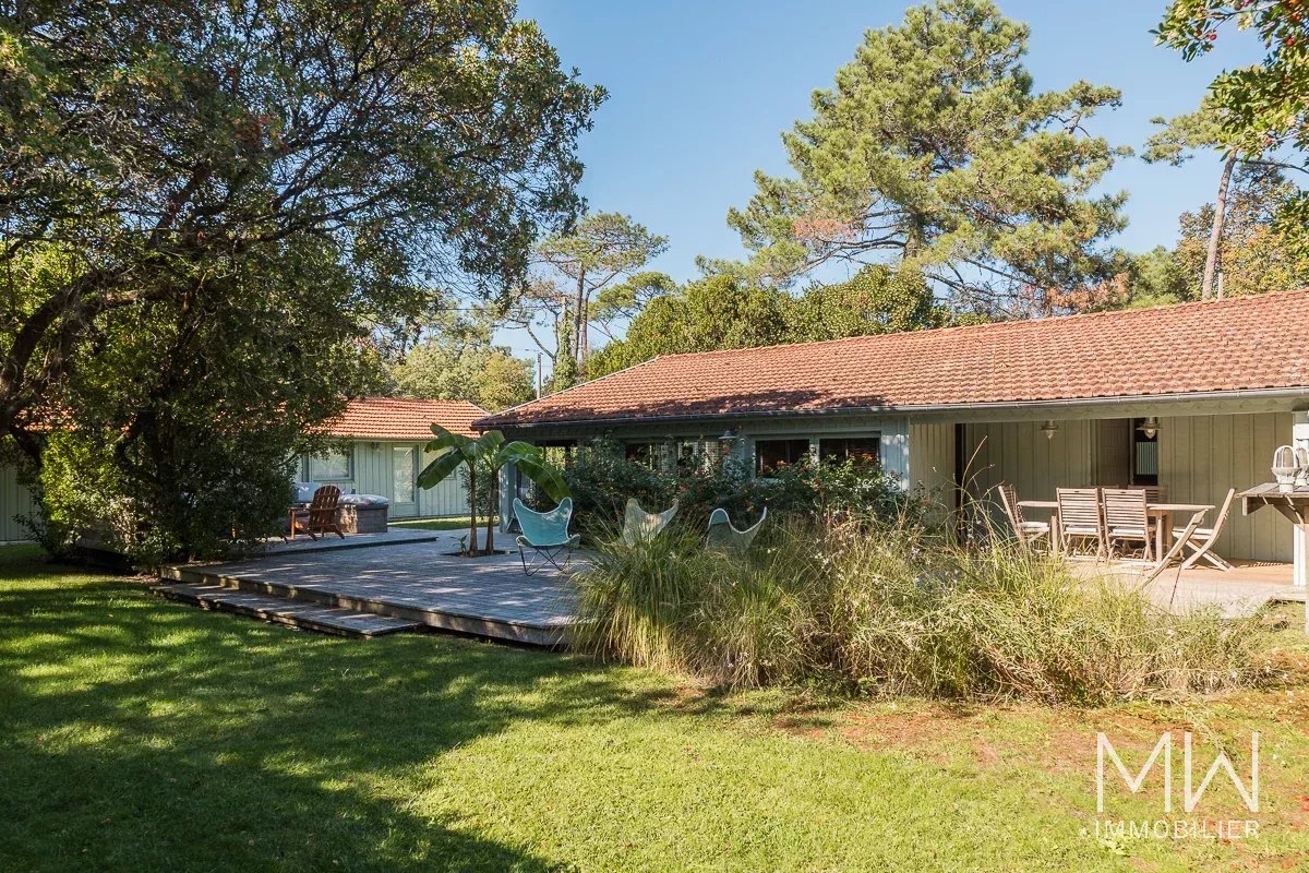 AU COUER 44 HECTARES – CAP FERRET – SLEEPS 10