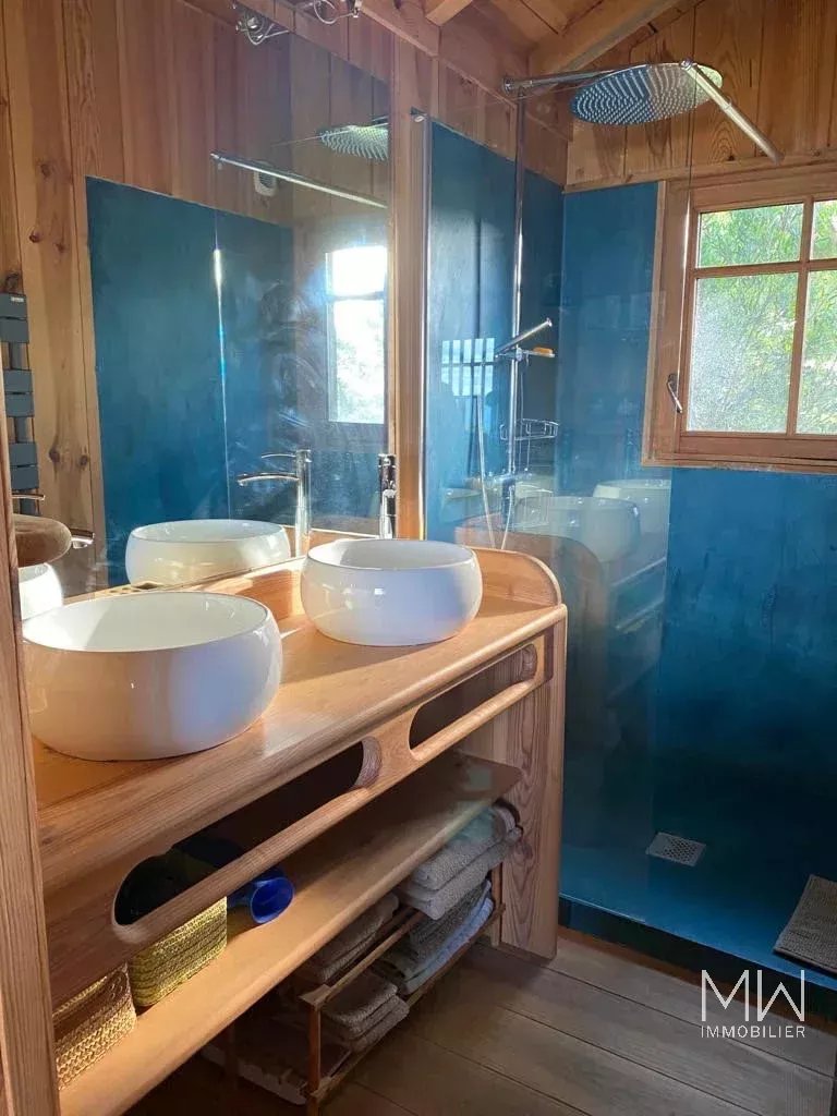 WOODEN VILLA WITH POOL AND PANORAMIC VIEW OF THE BASSIN – LA VIGNE – 12 PEOPLE