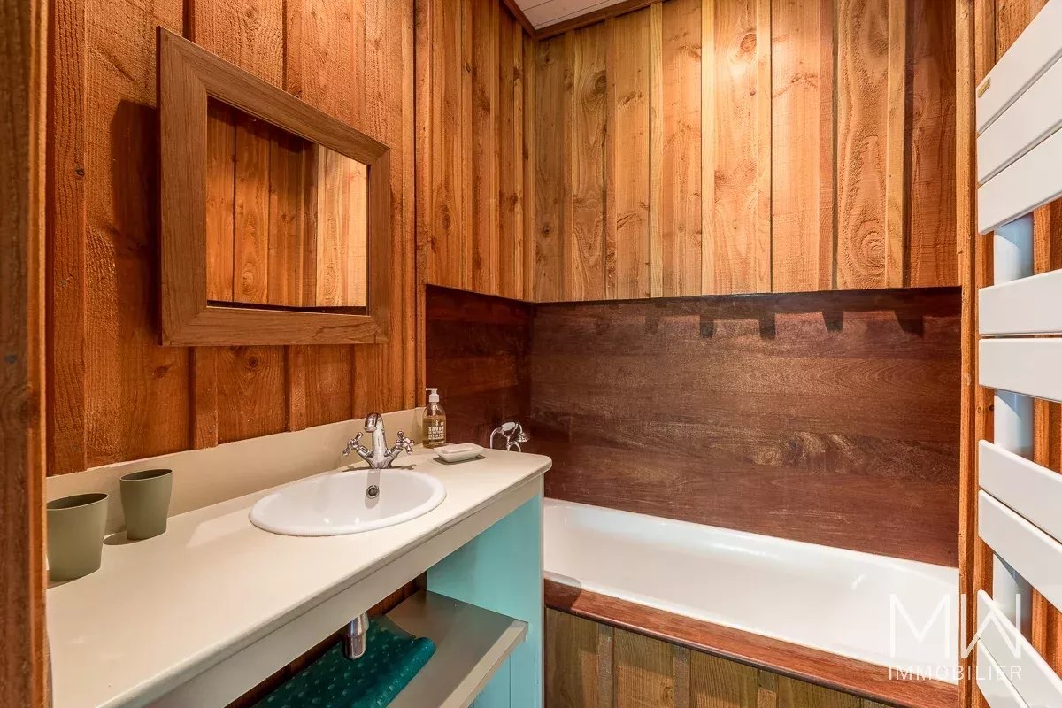 AU COUER 44 HECTARES – CAP FERRET – SLEEPS 10