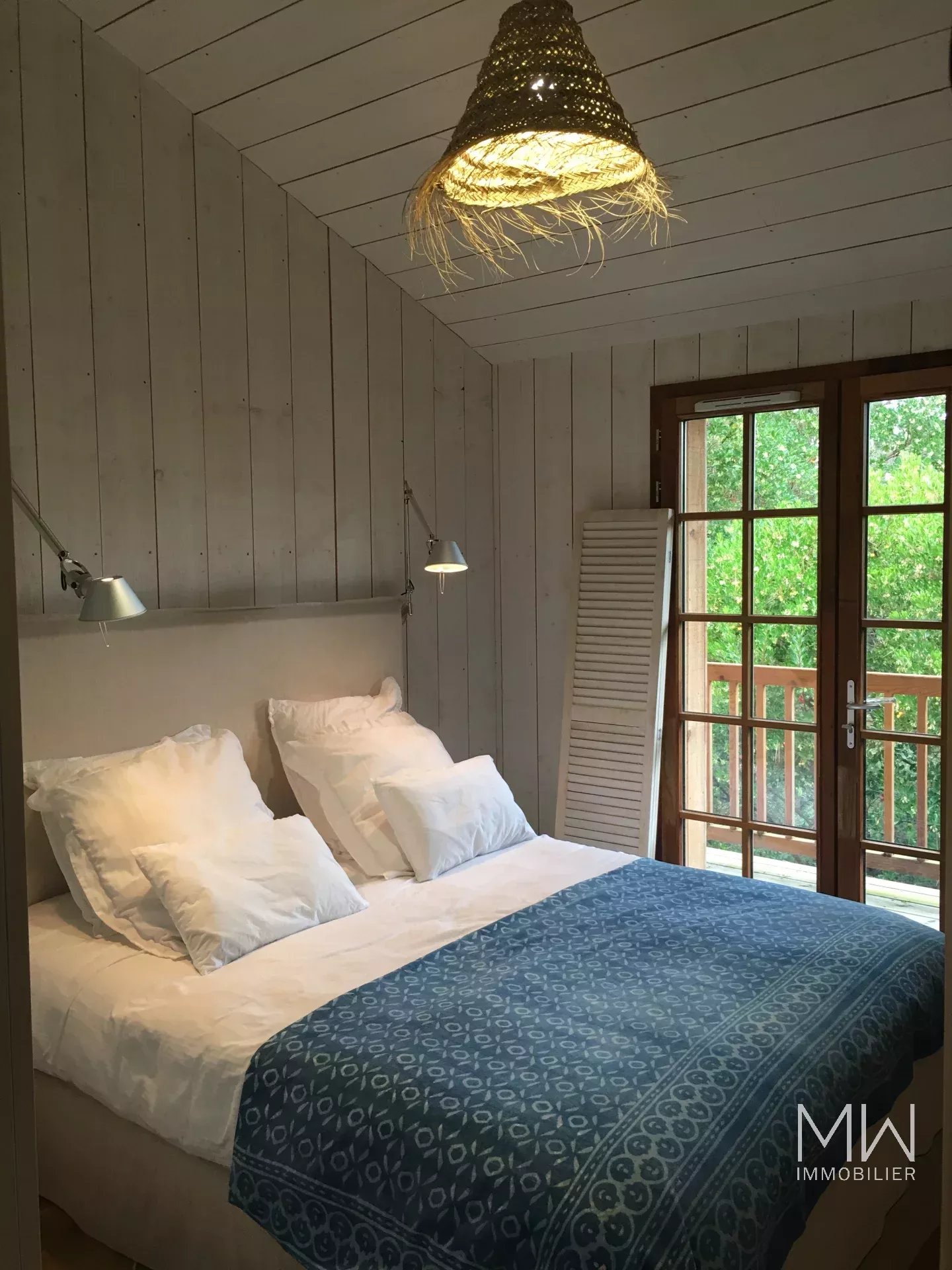 WOODEN VILLA WITH SWIMMING POOL – CAP FERRET – SLEEPS 10